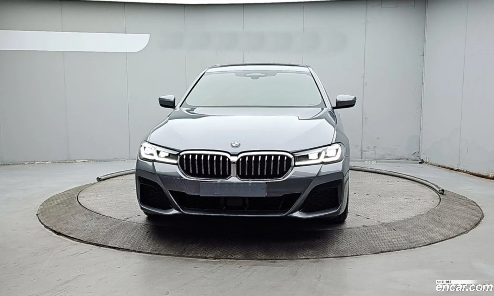 BMW 5 Series G30 520I M Sports - фотография 2692799