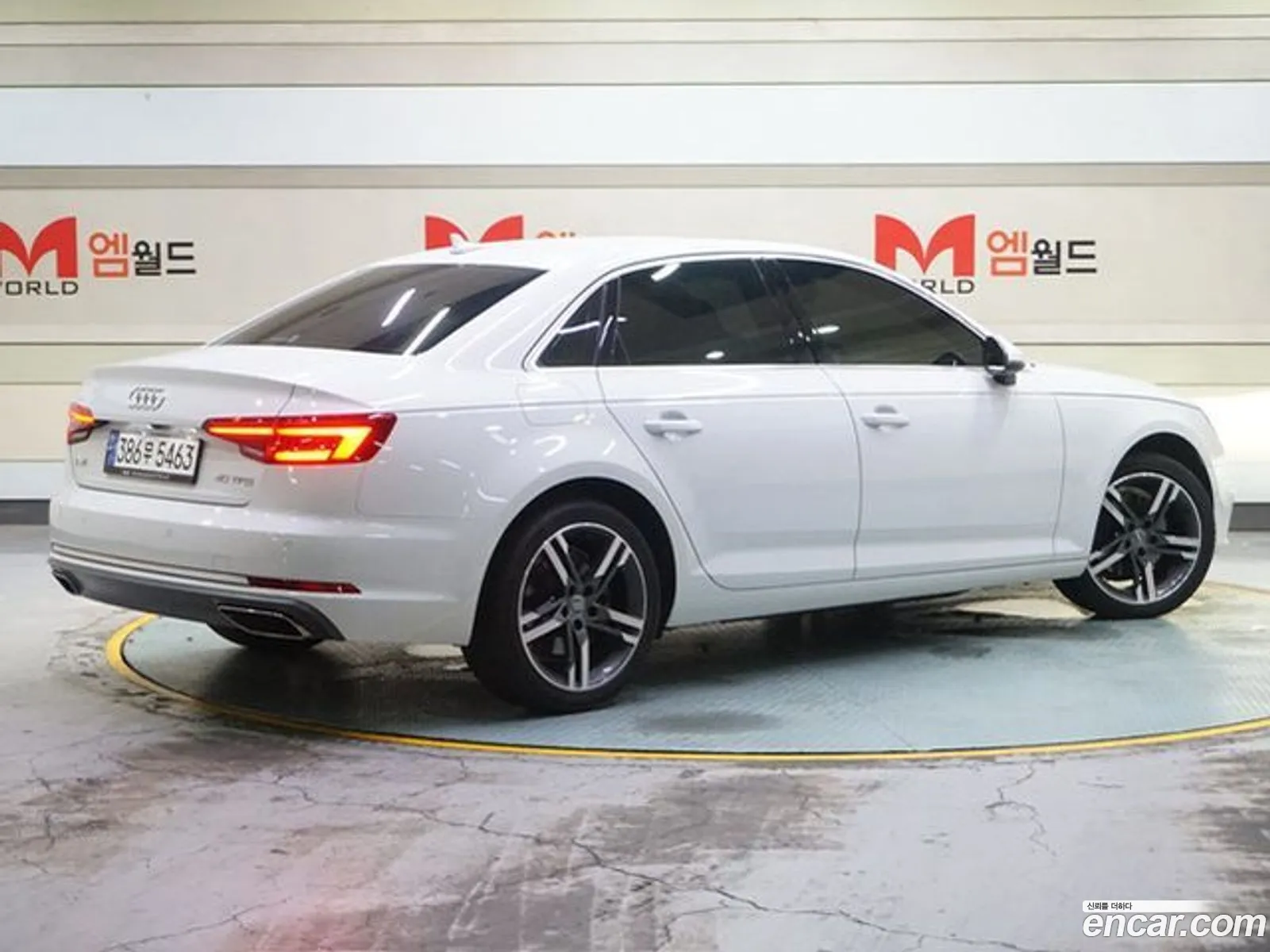 Audi A4 B9 40 Tfsi Premium - фотография 1590563