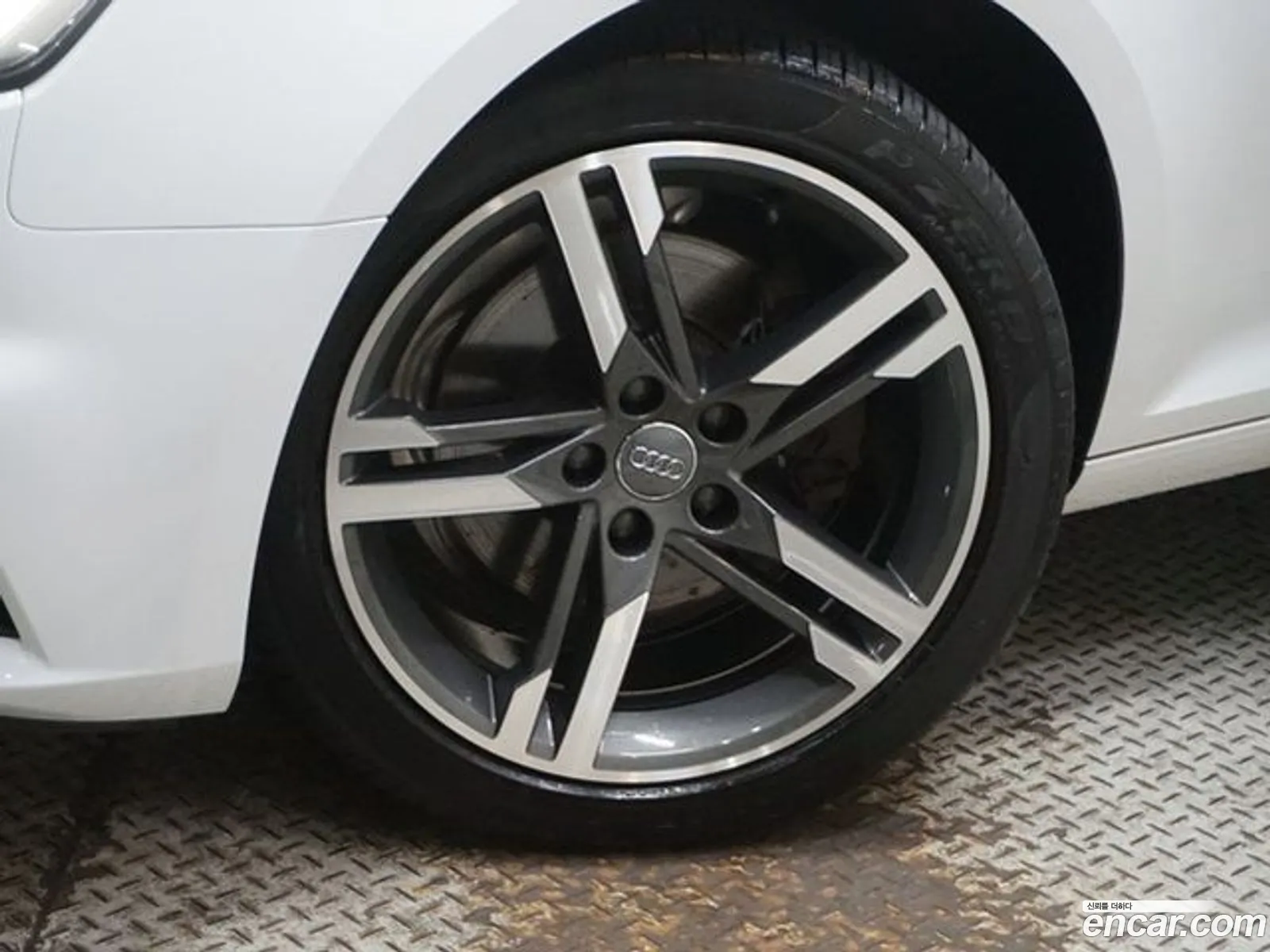 Audi A4 B9 40 Tfsi Premium - фотография 1590565