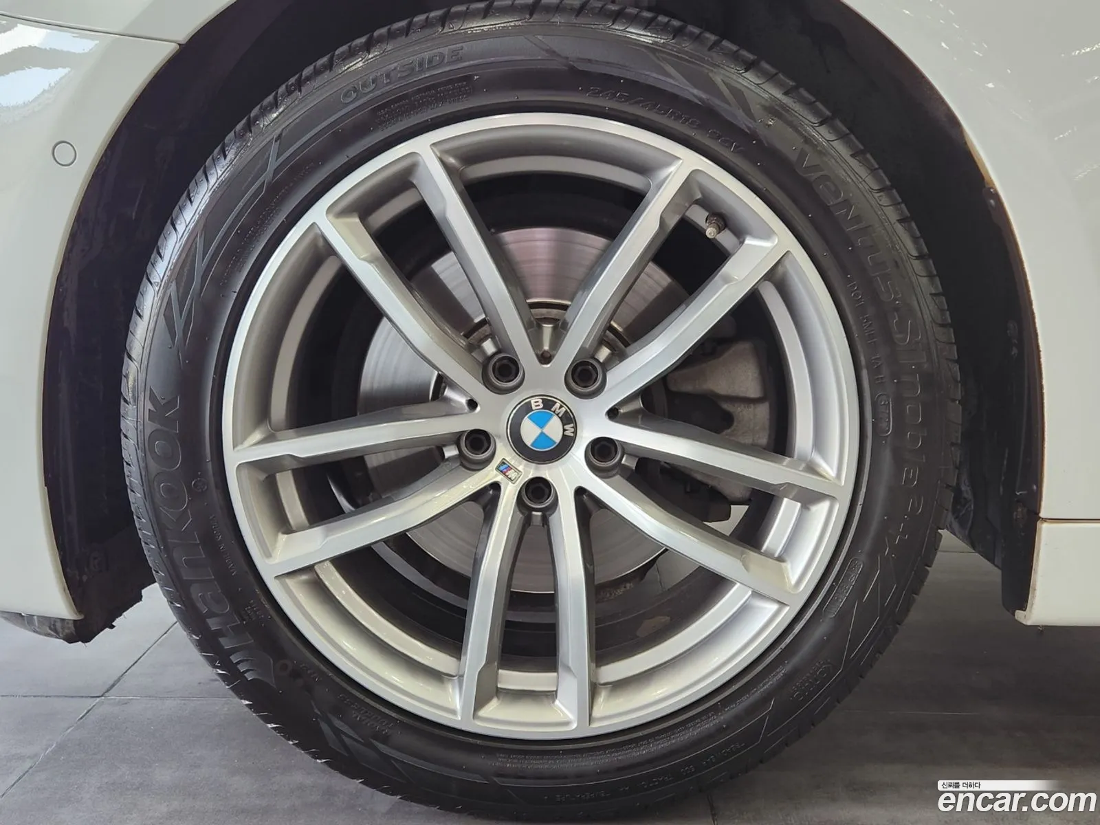 BMW 5 Series G30 520D M Sports - фотография 84167