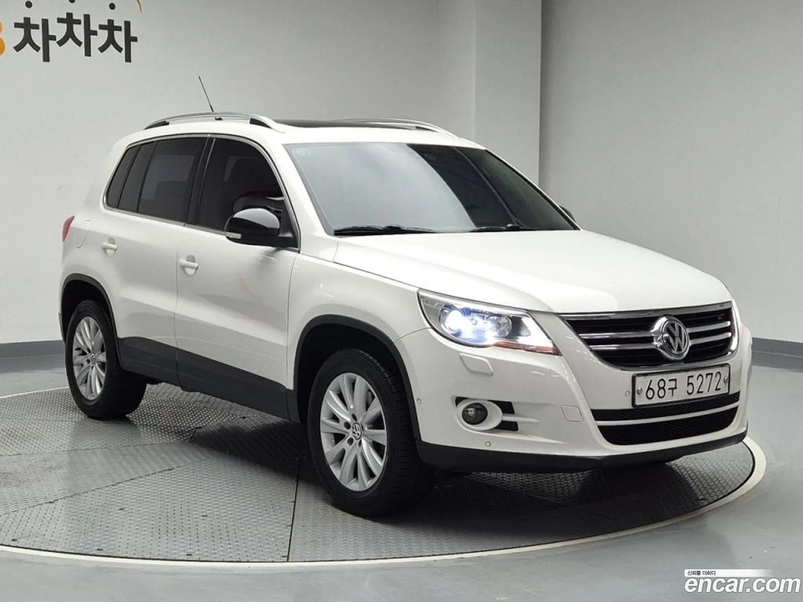 Volkswagen Tiguan 20 Tdi 5N - фотография 12874081