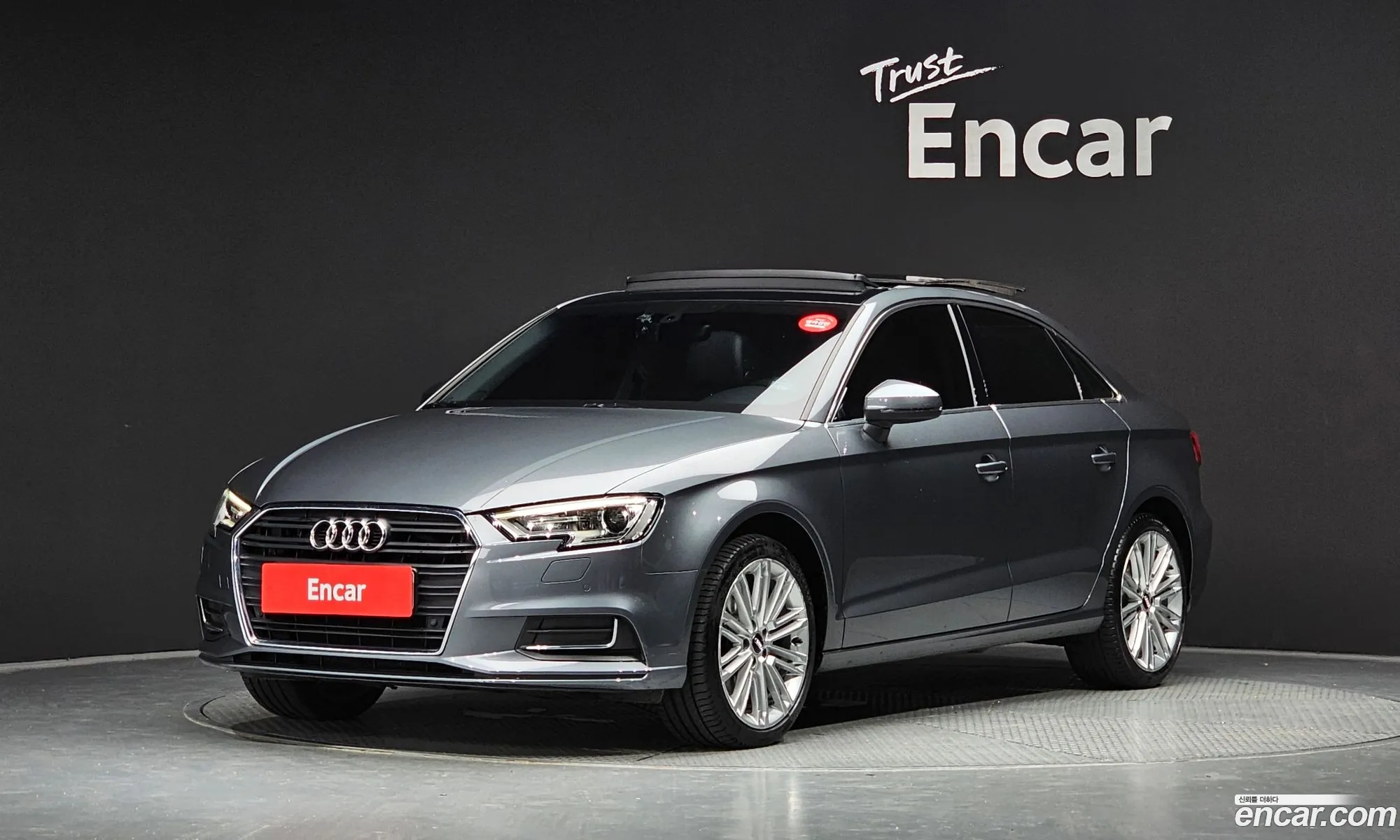 Audi New A3 40 Tfsi 8V - фотография 1610610