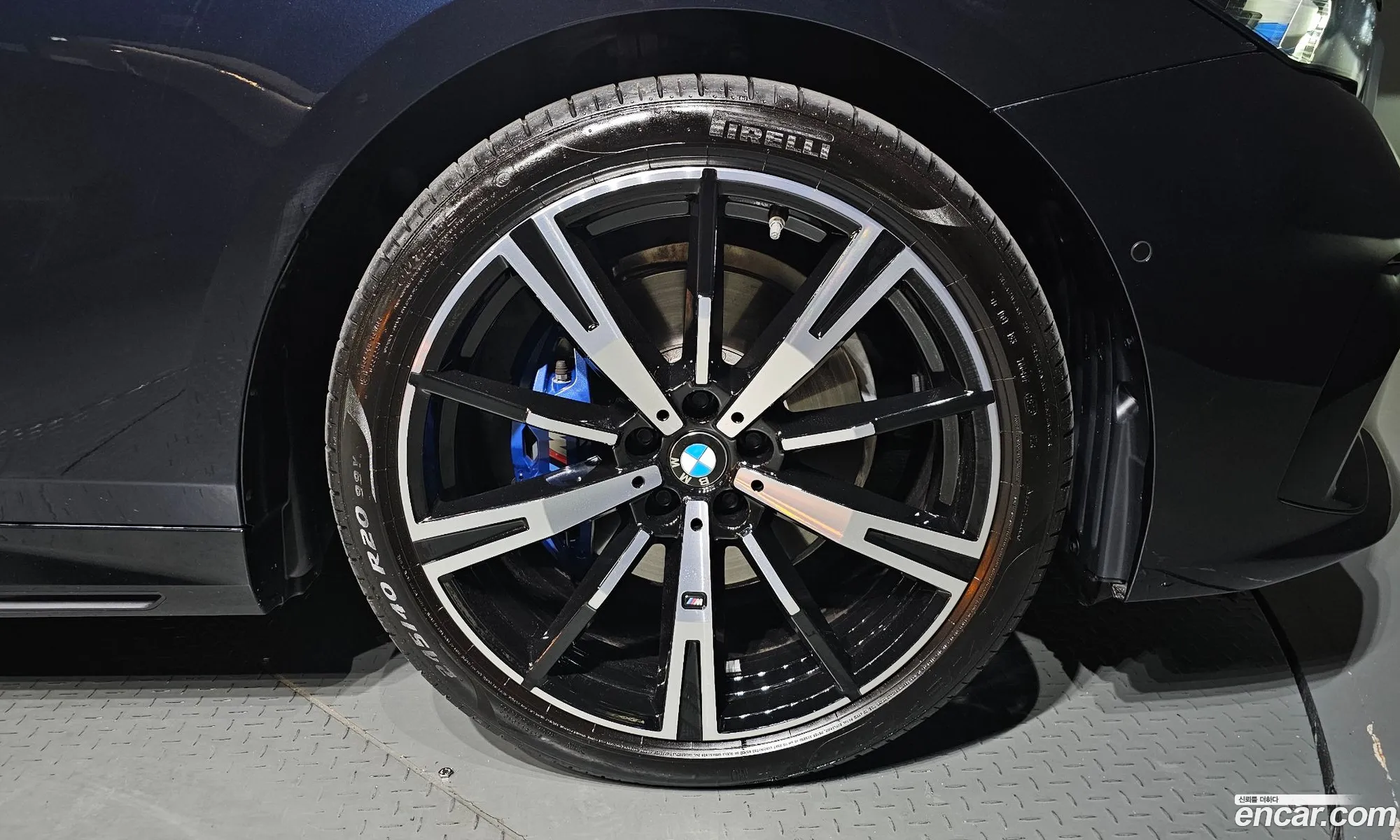 BMW 5 Series G60 530I xDrive M Sports - фотография 12509063