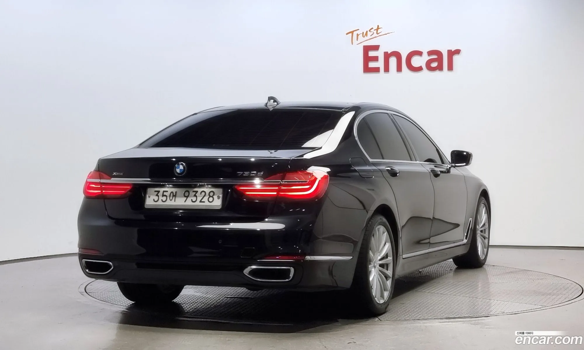 BMW 7 Series G11 730D xDrive - фотография 2397035