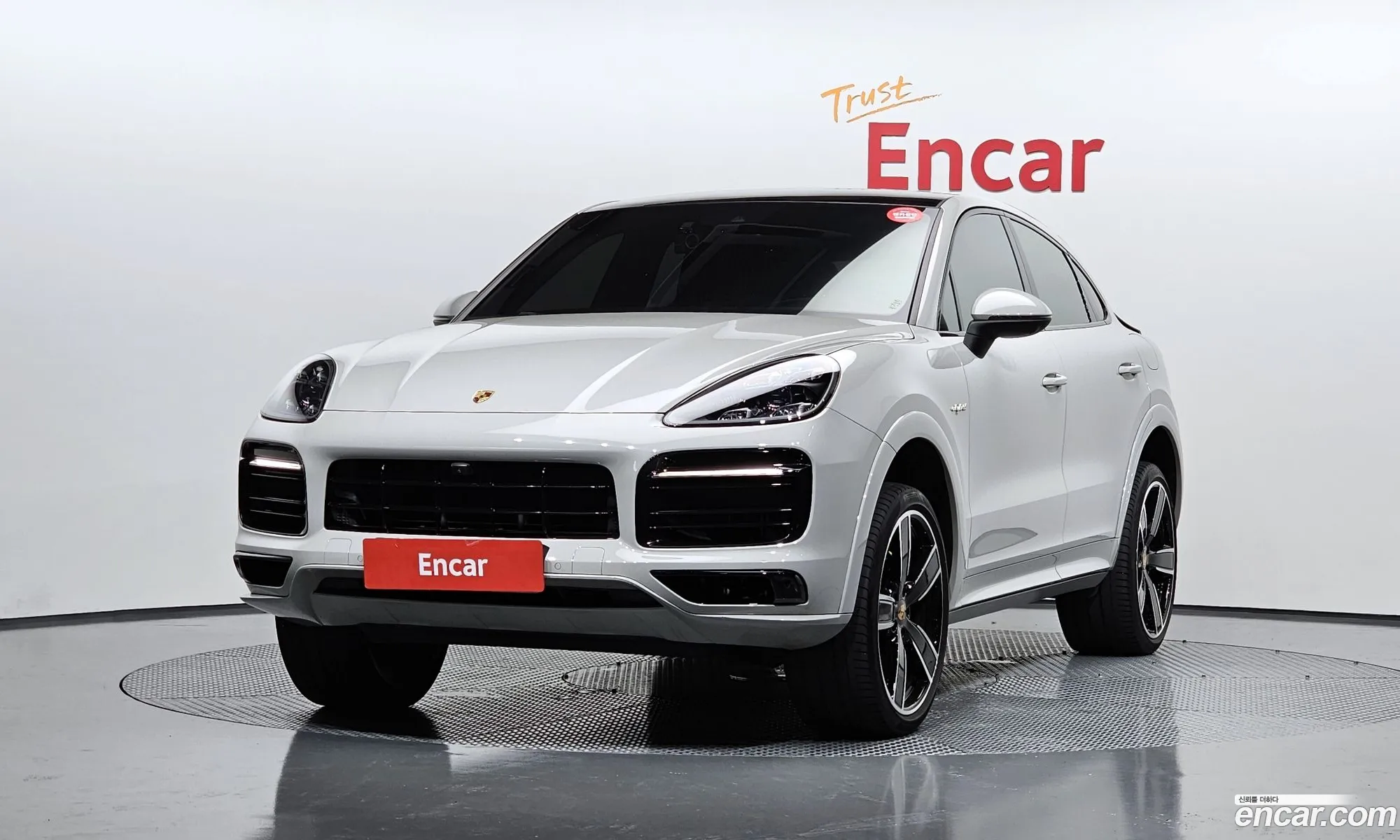 Porsche Cayenne Po536 30 E-Hybrid - фотография 1039433