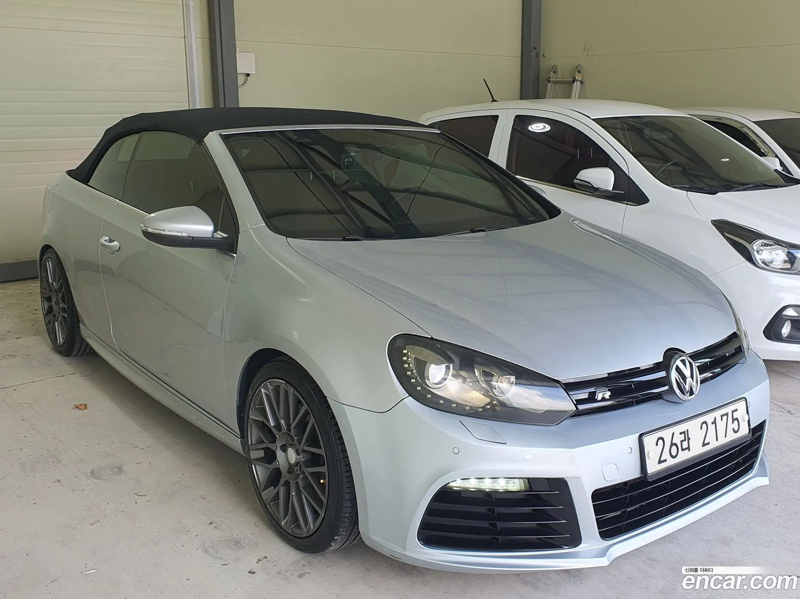 Volkswagen Golf 6Th Generation 20 Tdi Cabriolet - фотография 12874068