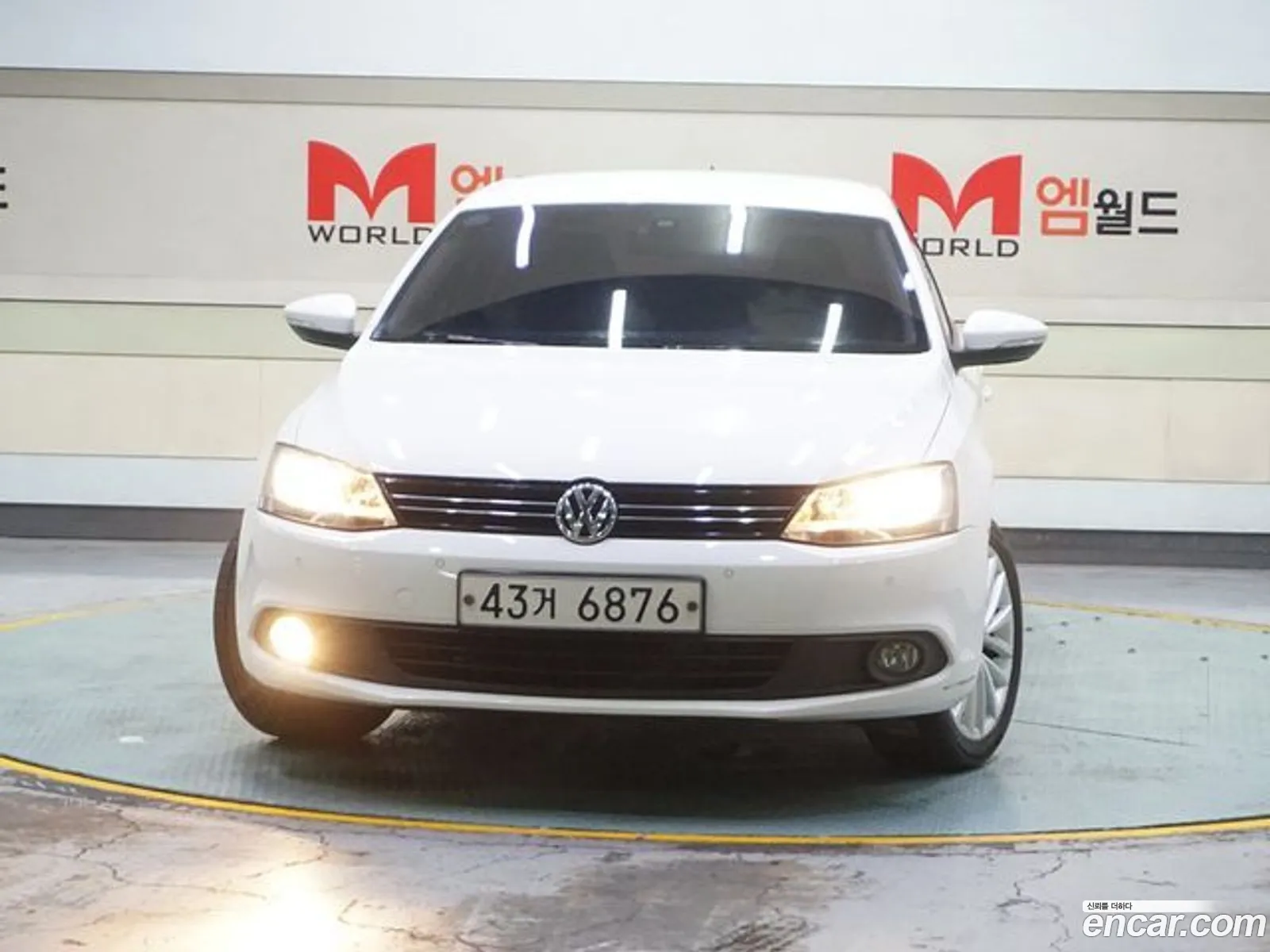 Volkswagen New Jetta 16 Tdi Bluemotion 6Th Generation - фотография 12874056