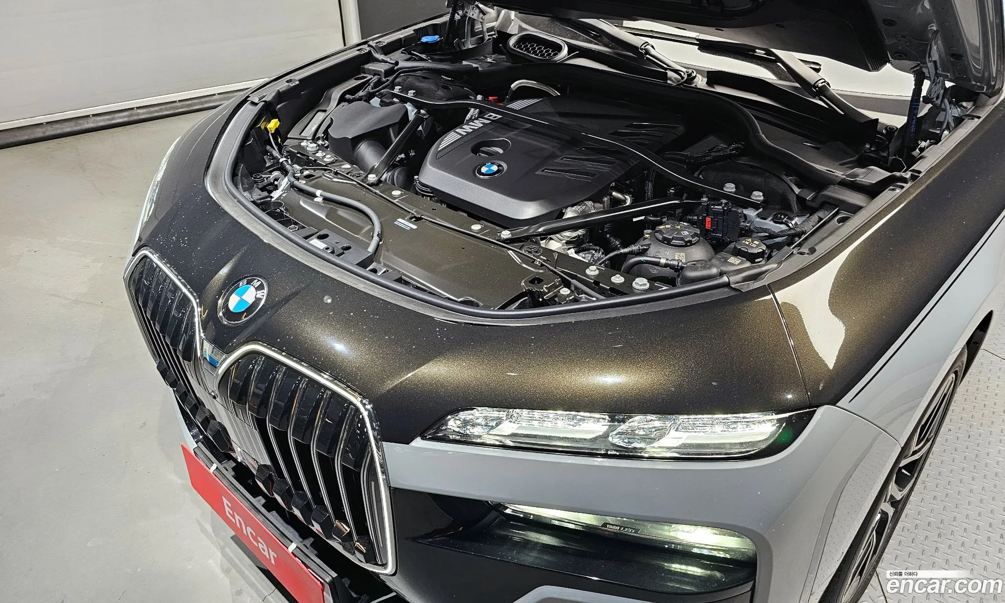 BMW 7 Series G70 740D xDrive M Sports - фотография 2397015