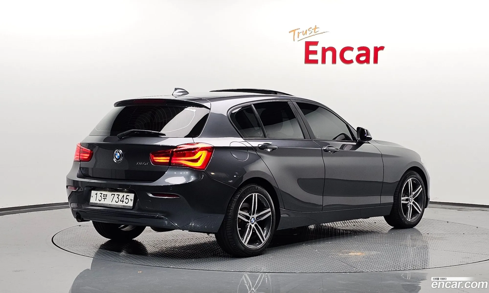 BMW 1 Series F20 118D Sports 5-Door - фотография 2397071
