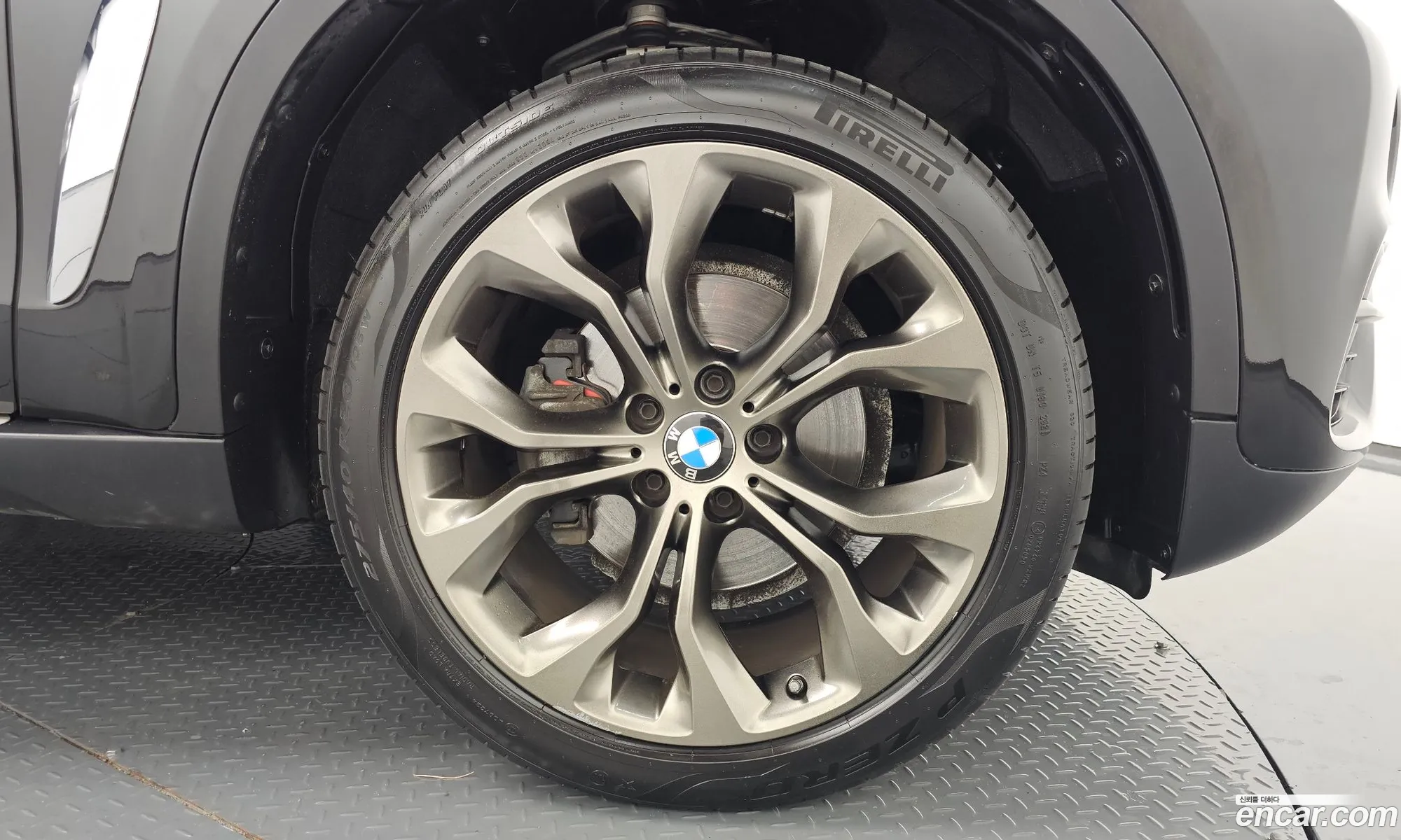 BMW X6 F16 xDrive 30D - фотография 2397001