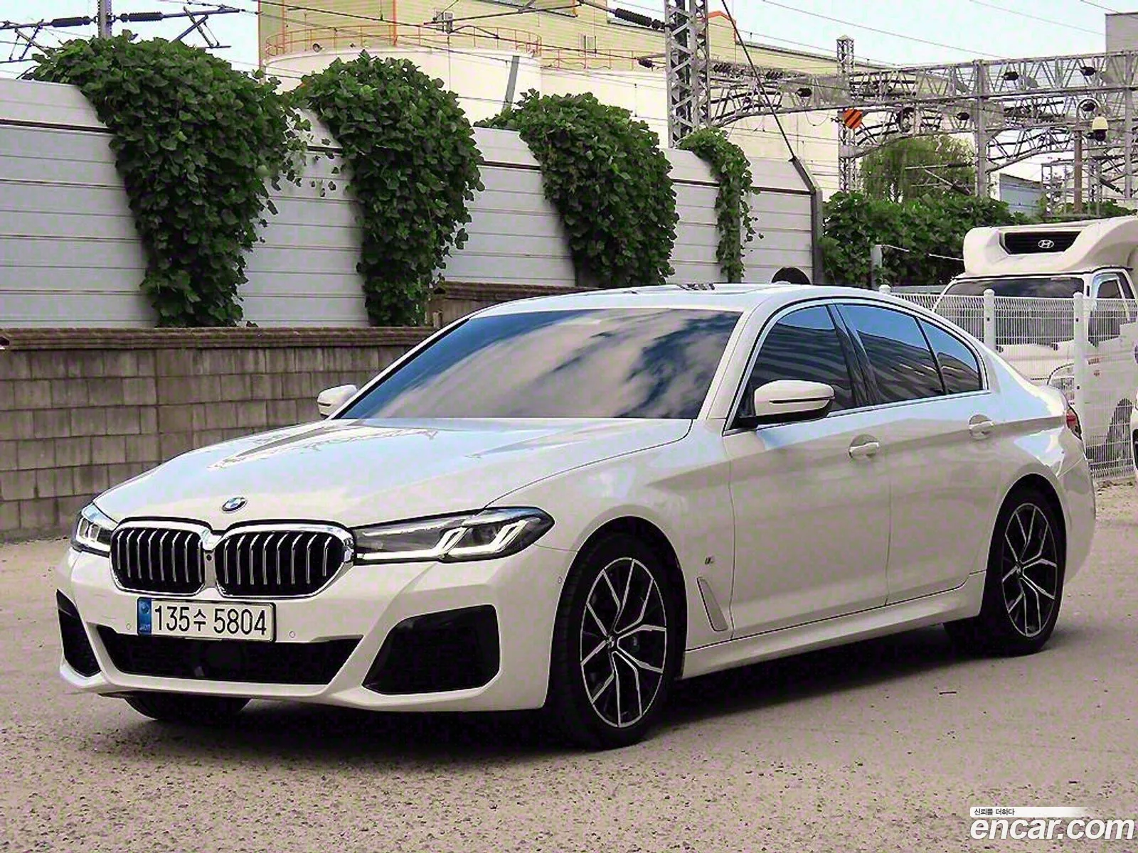 BMW 5 Series G30 530I M Sports - фотография 12048751