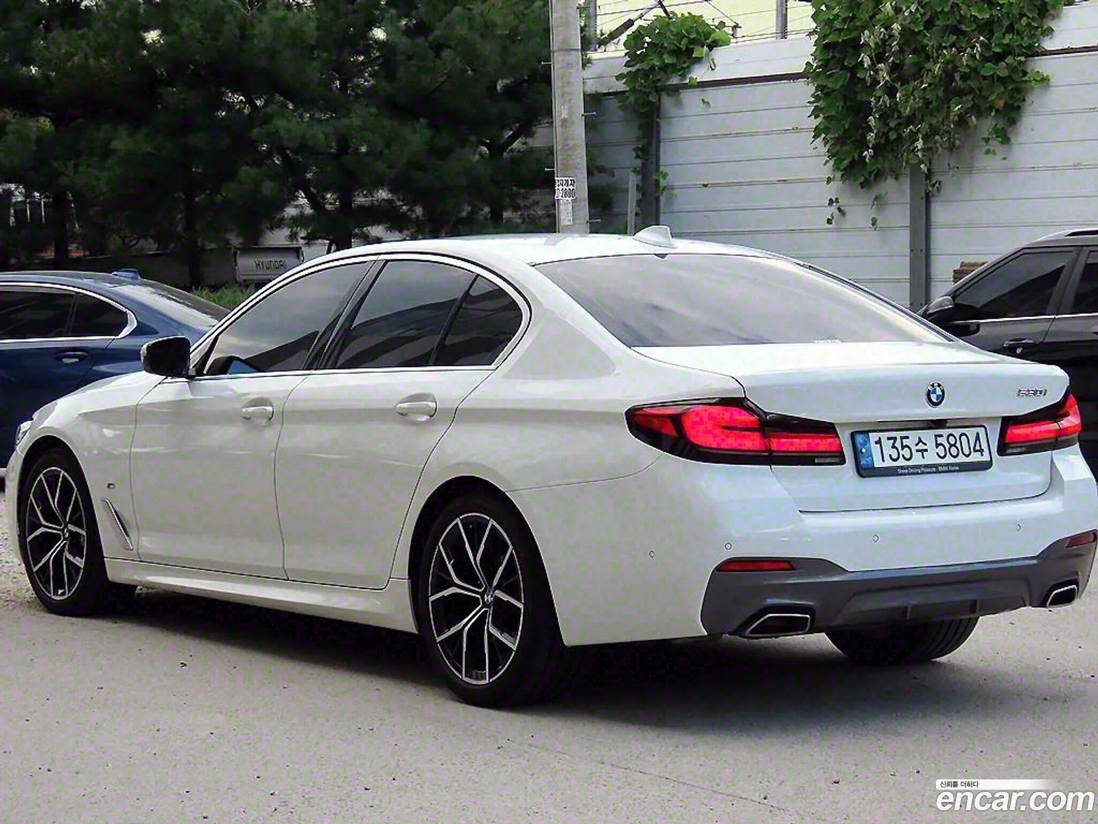BMW 5 Series G30 530I M Sports - фотография 12048753