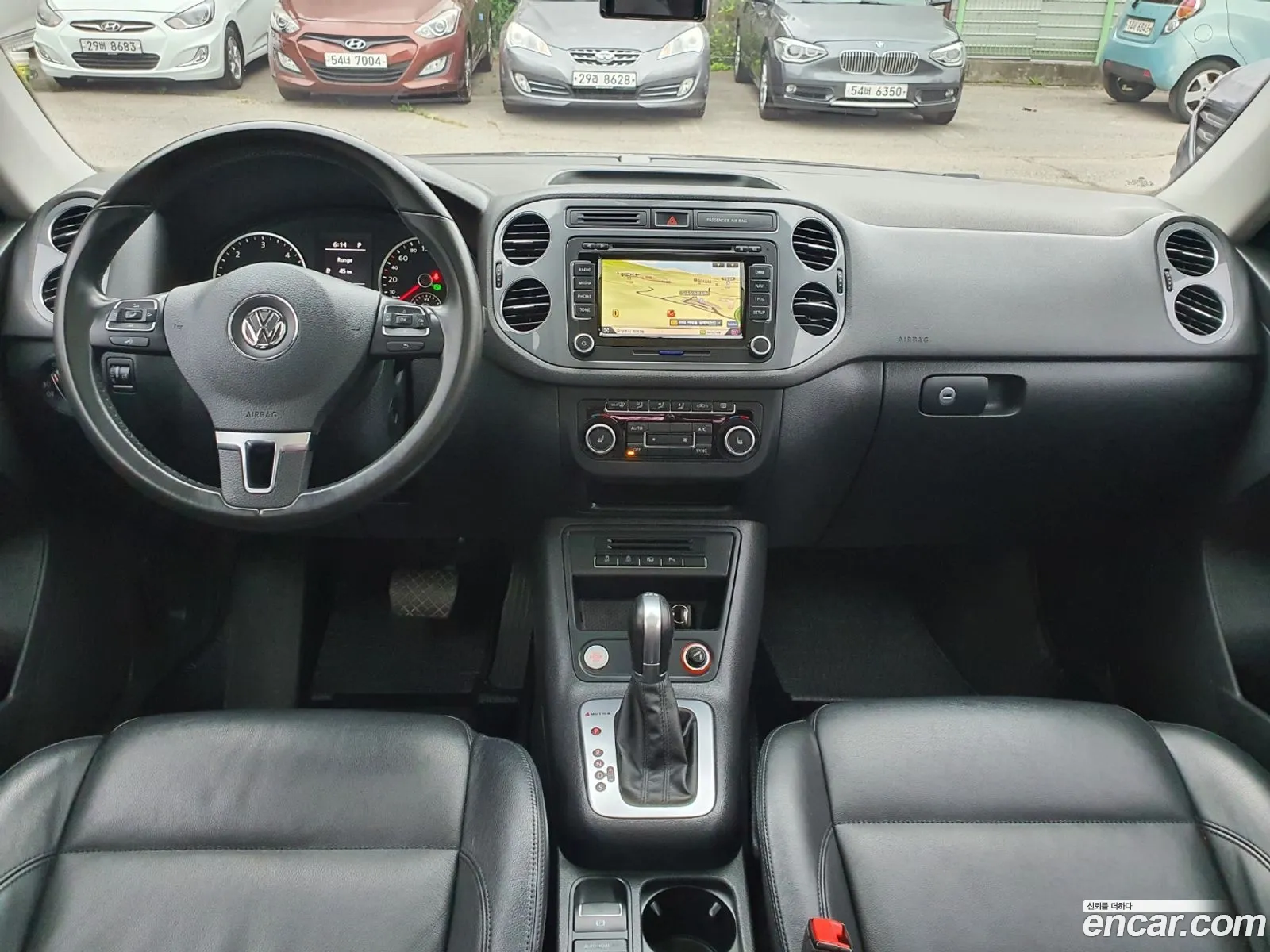 Volkswagen New Tiguan 20 Tdi Premium 5N - фотография 12813449