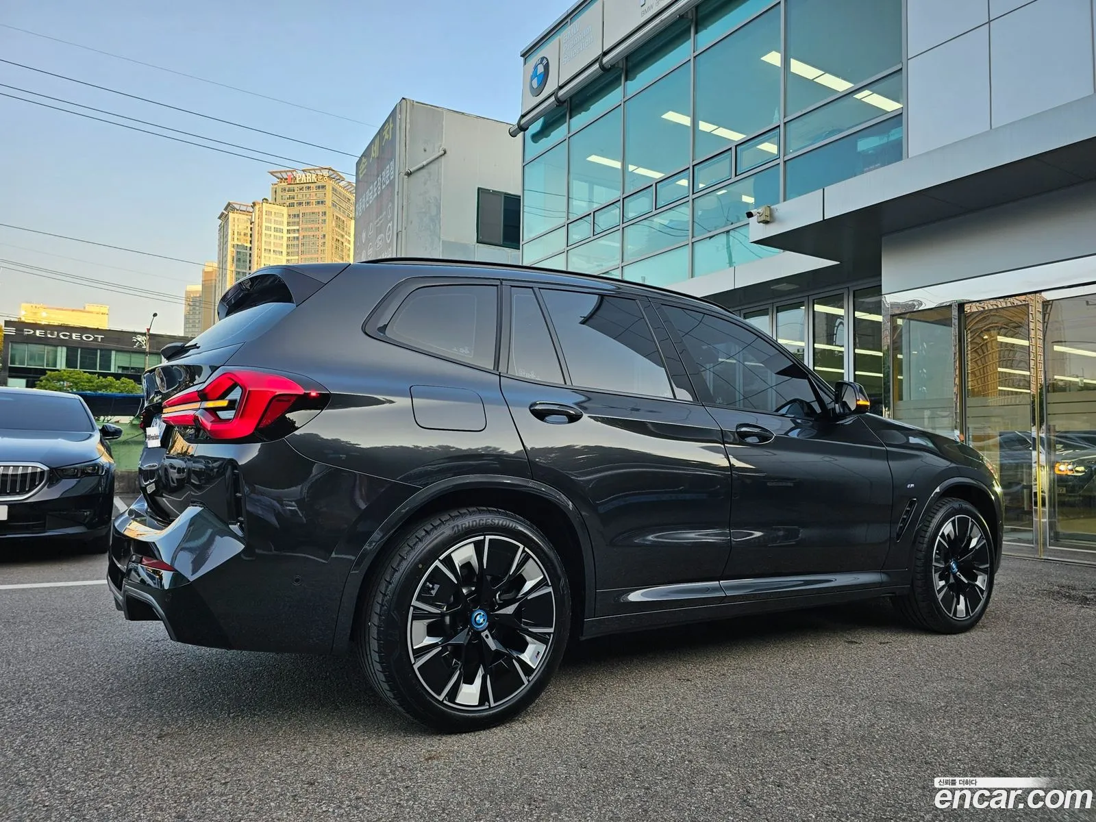 BMW Ix3 M Sport - фотография 12509048