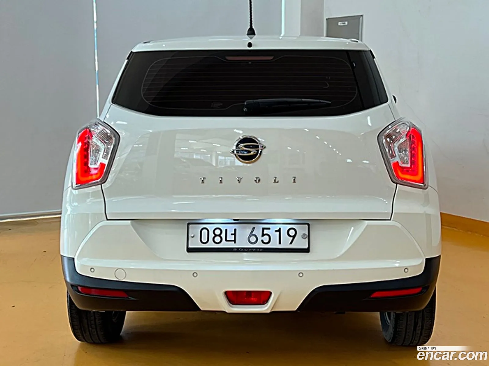 Kg Mobility Ssangyong Tivoli Vx 2Wd - фотография 4773494