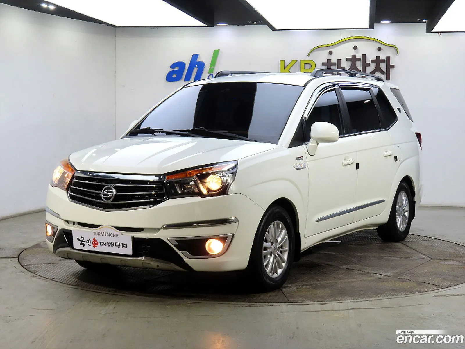 Kg Mobility Ssangyong Korando Turismo 4Wd Tx 9-Seater - фотография 4967467