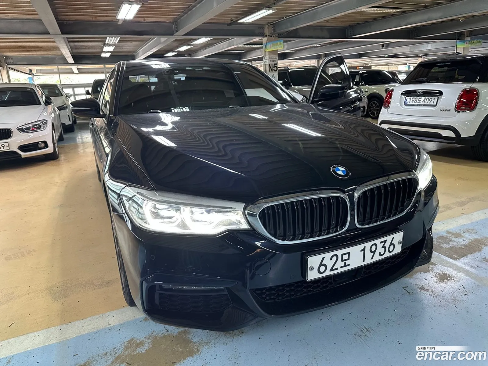 BMW 5 Series G30 530I xDrive M Sport Plus - фотография 12048702