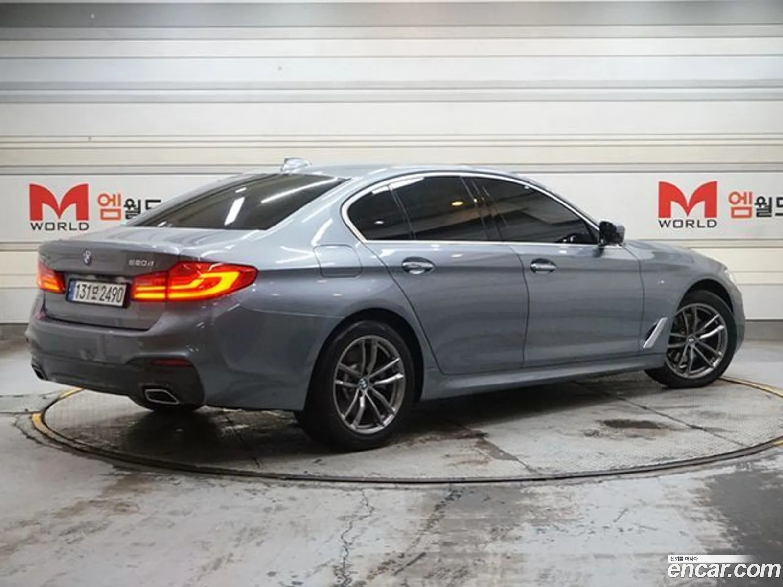 BMW 5 Series G30 520D xDrive M Sports - фотография 2644580