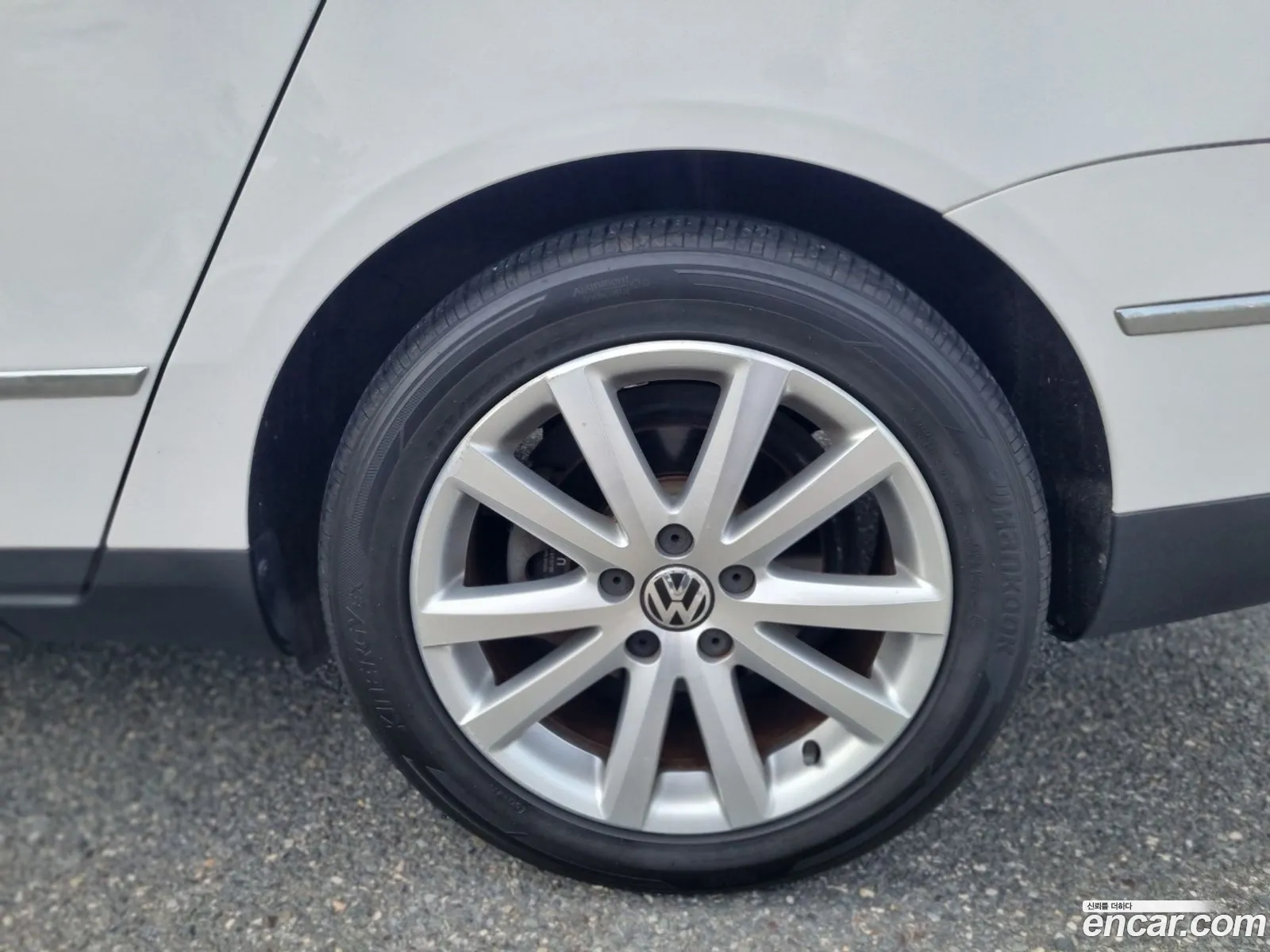 Volkswagen New Passat 20 Tdi Luxury Edition B6 - фотография 12813436