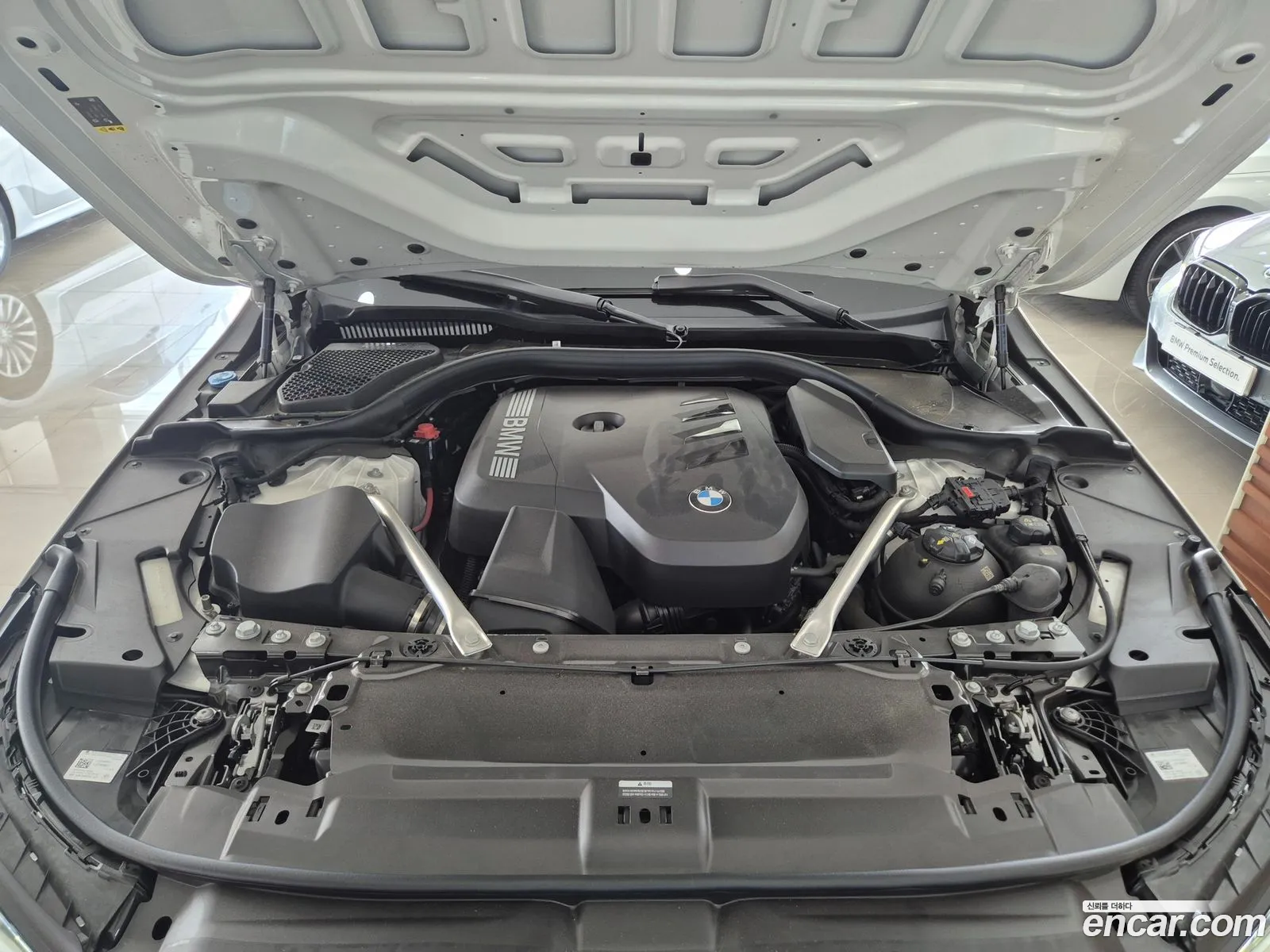 BMW 5 Series G60 530I xDrive M Sports - фотография 2634571