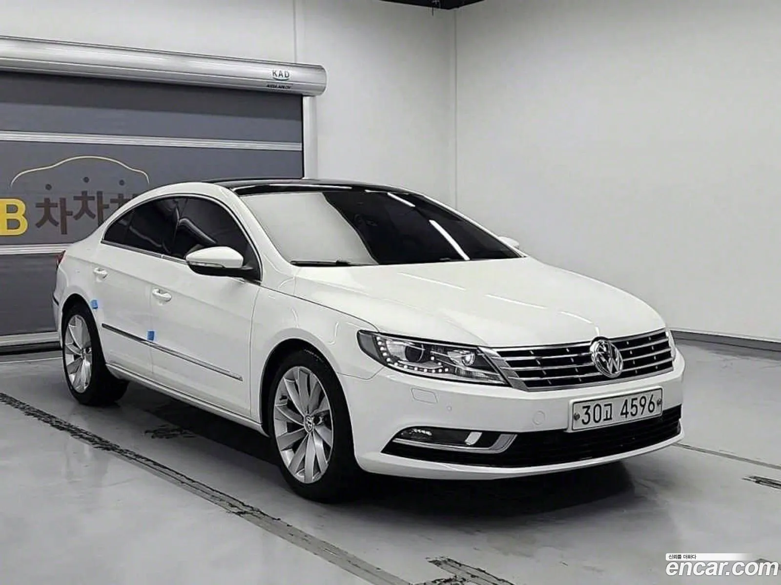 Volkswagen New Cc 20 Tdi Bluemotion - фотография 12813423