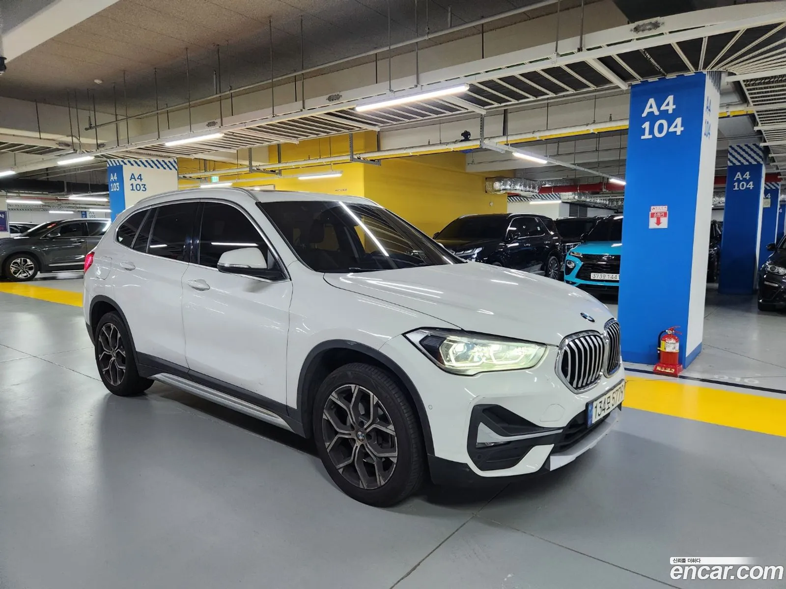 BMW X1 F48 xDrive 18D Xline - фотография 12048691