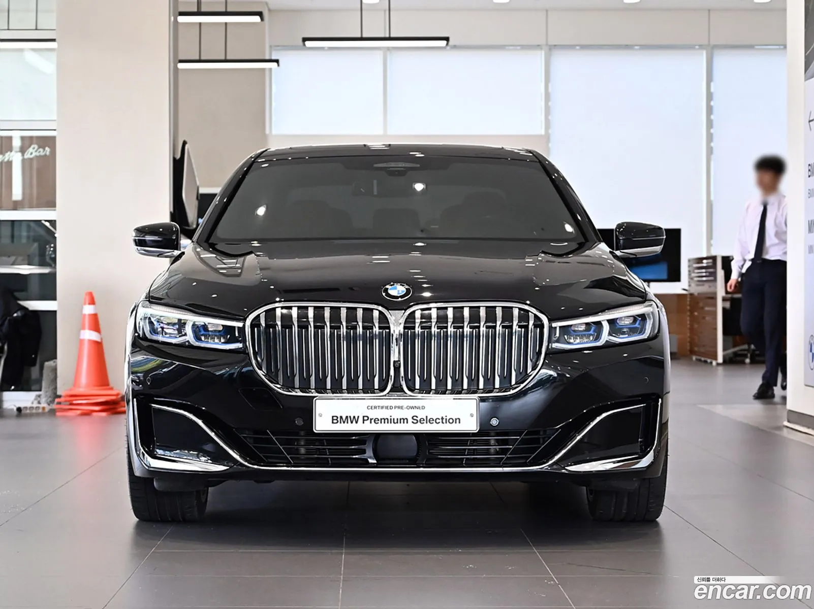 BMW 7 Series G11 745E Iperformance Design Pure Excellence - фотография 98344