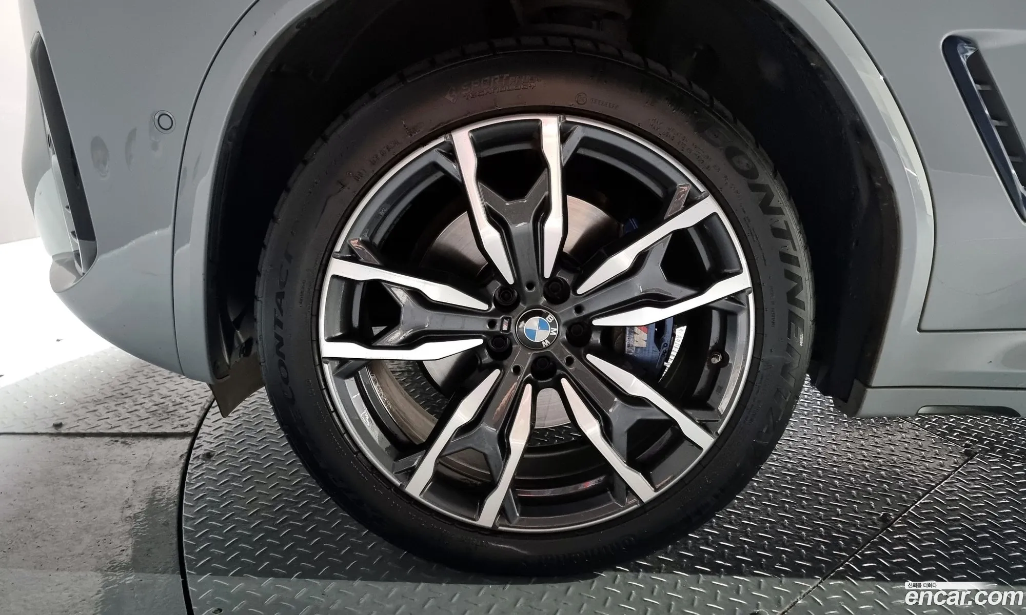 BMW X4 G02 xDrive M40I - фотография 2399624