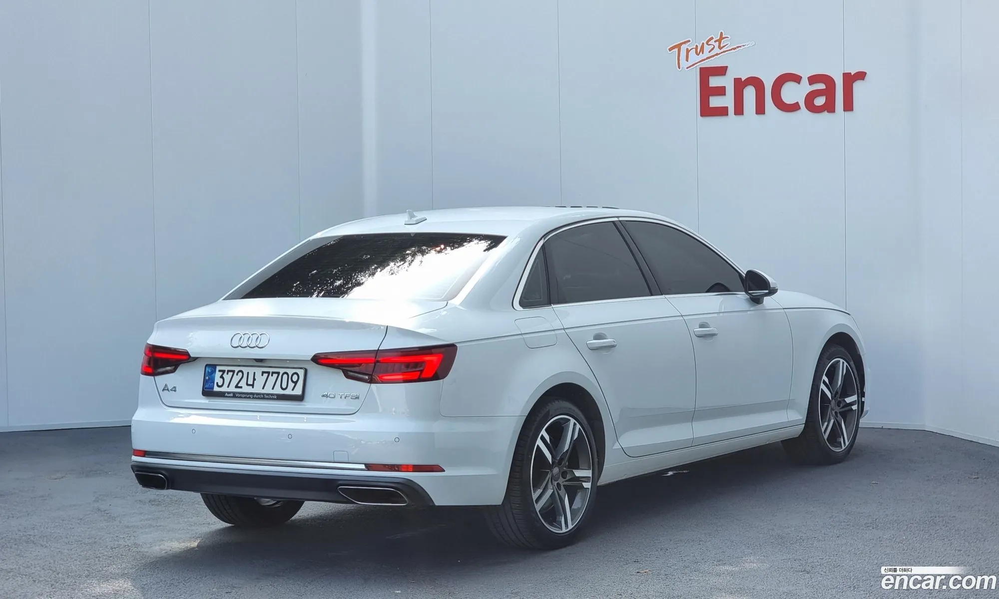 Audi A4 B9 40 Tfsi Premium - фотография 12637701