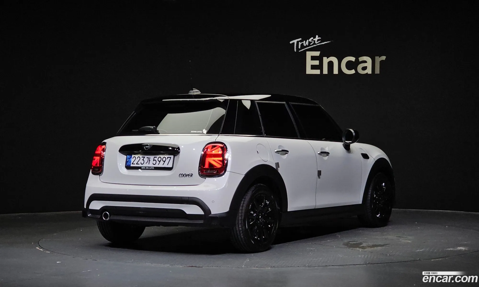Mini Cooper 5-Door Classic 3Rd Generation - фотография 318420