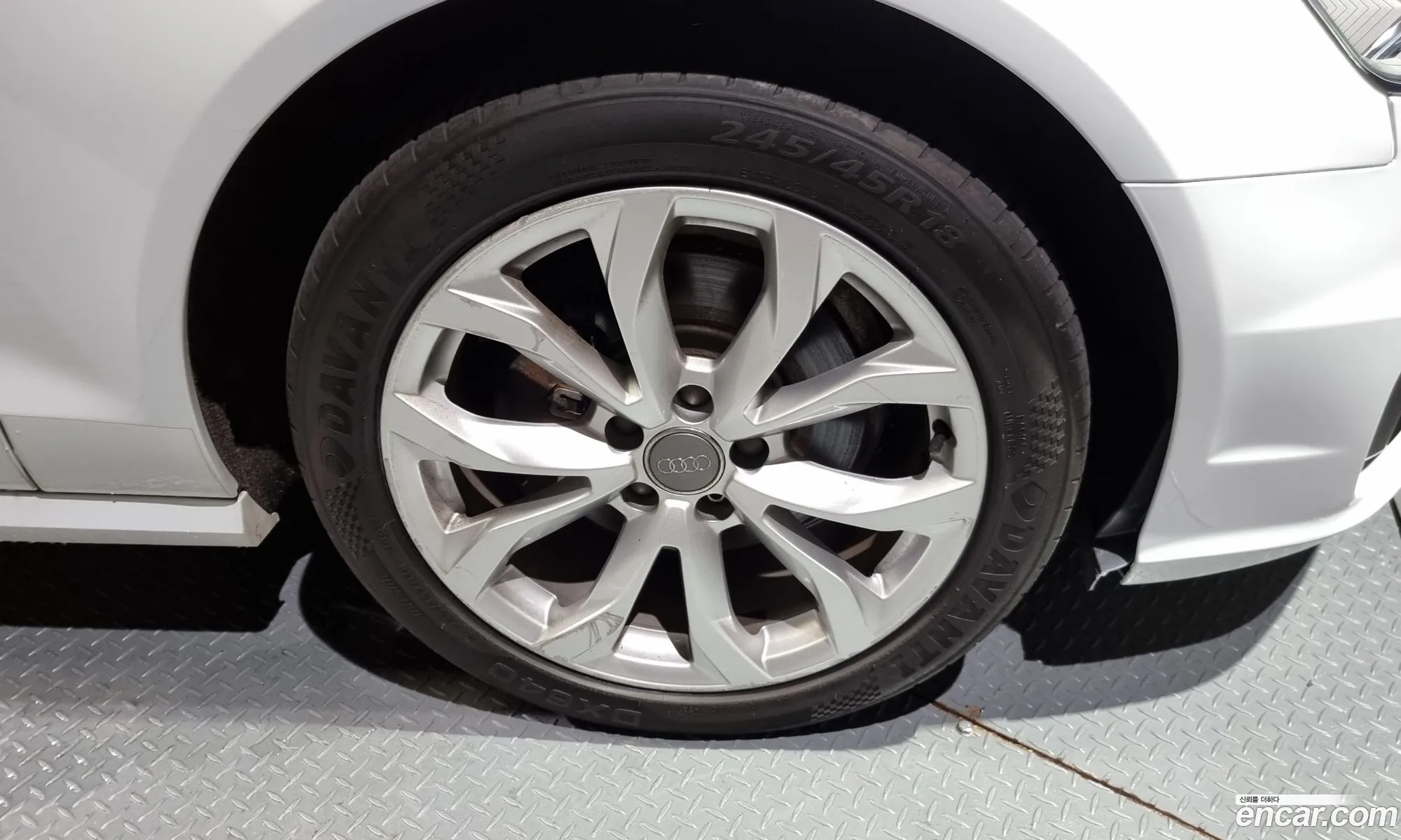 Audi New A6 35 Tdi Premium C7 - фотография 12637716