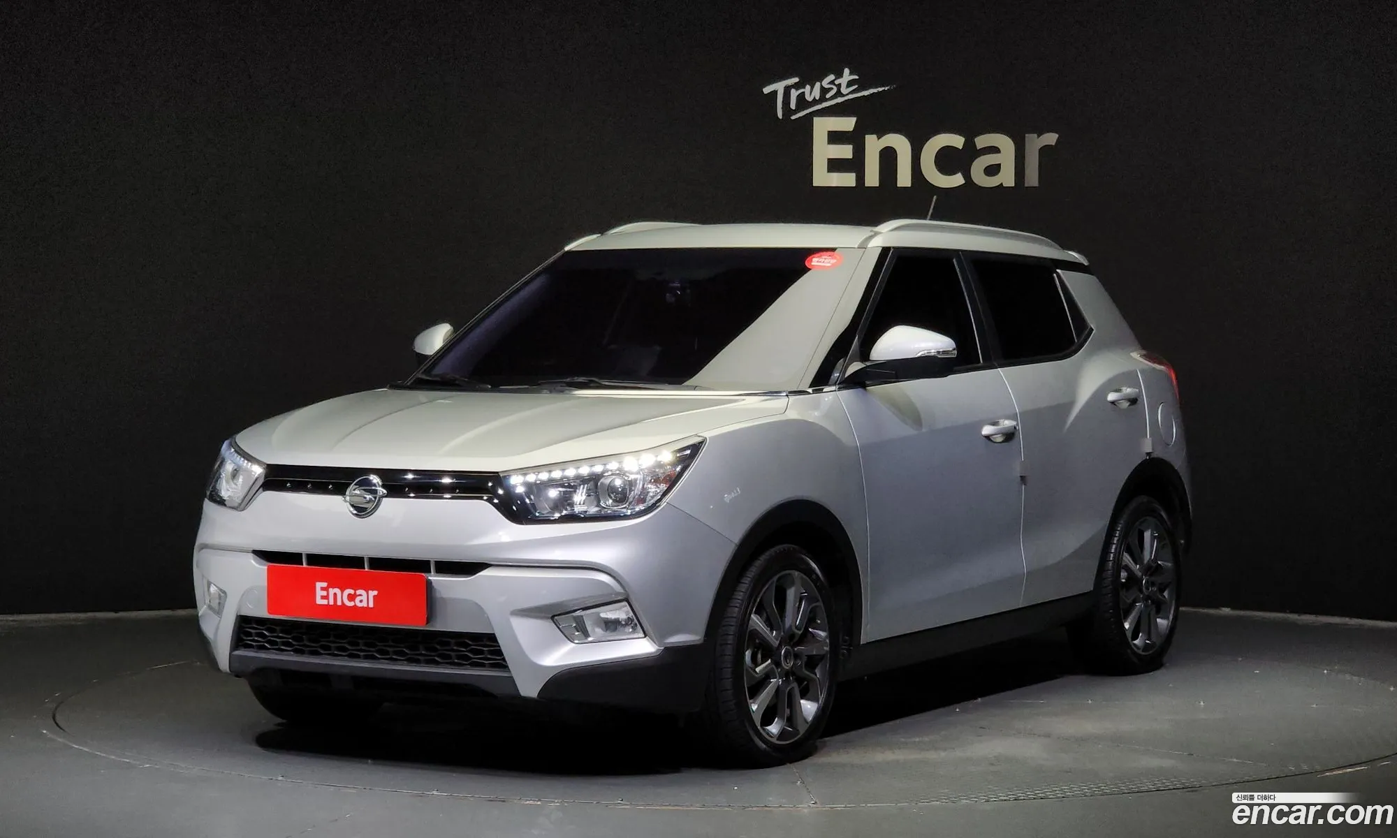 Kg Mobility Ssangyong Tivoli Lx 2Wd Luxury Model - фотография 4663937