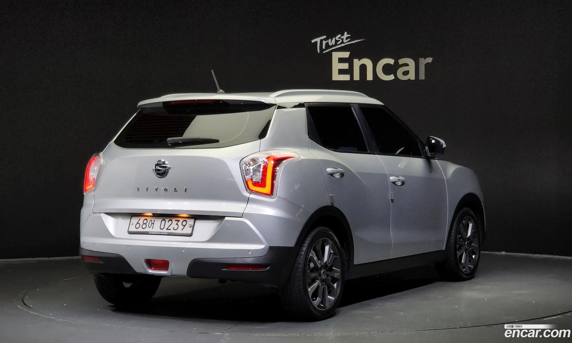 Kg Mobility Ssangyong Tivoli Lx 2Wd Luxury Model - фотография 4663938