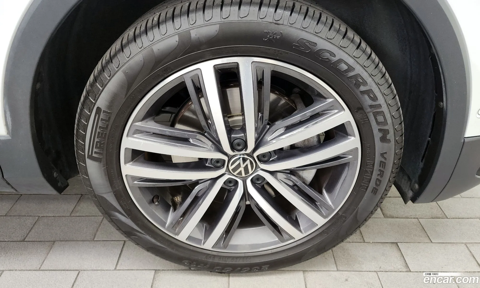 Volkswagen Tiguan Allspace 20 Tsi Prestige - фотография 12831015