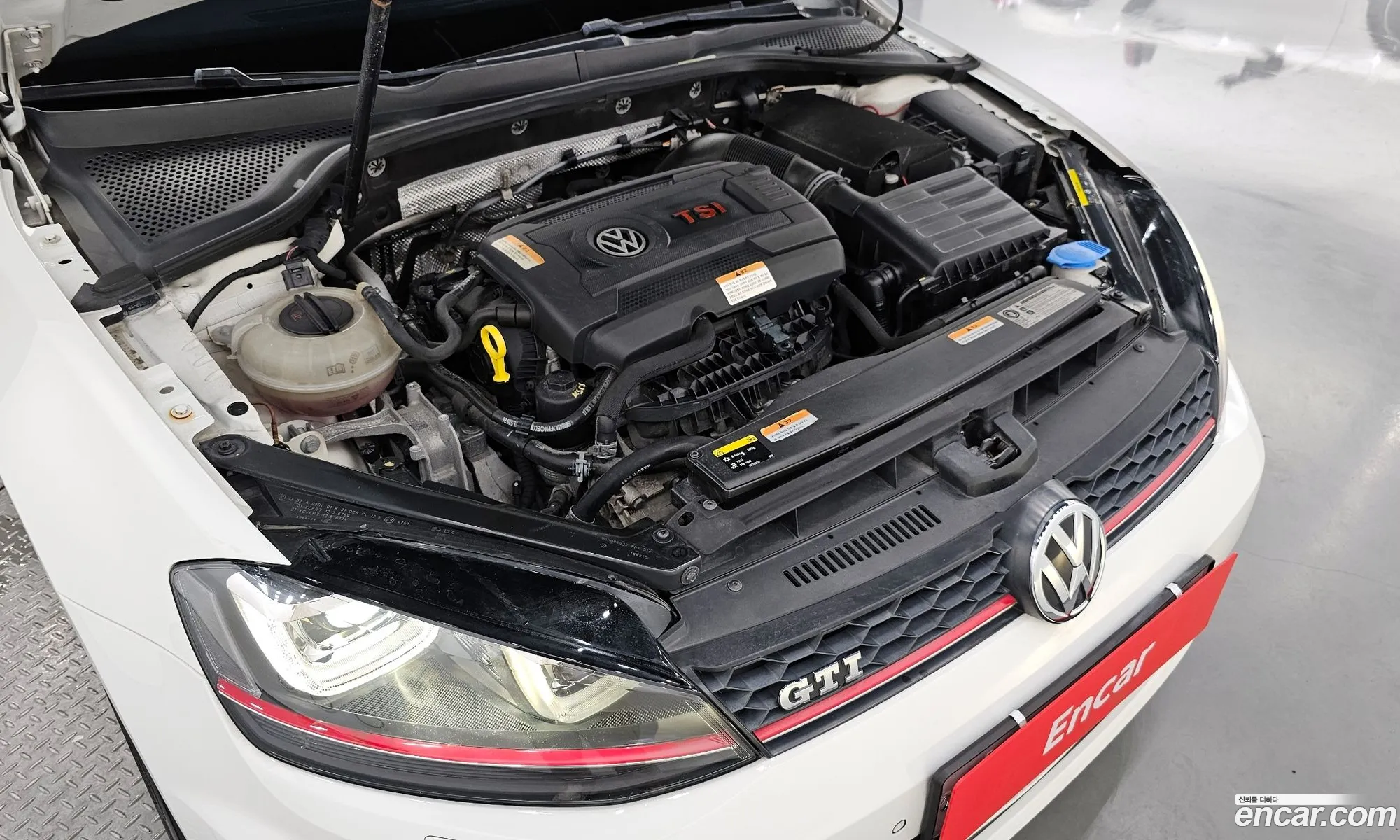Volkswagen Golf 7Th Generation 20 Gti - фотография 12702688