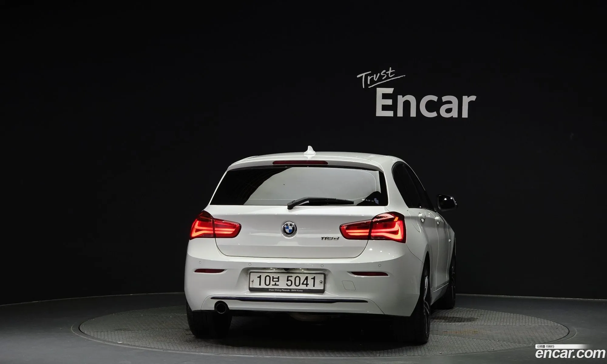 BMW 1 Series F20 118D Sports 5-Door - фотография 2399015