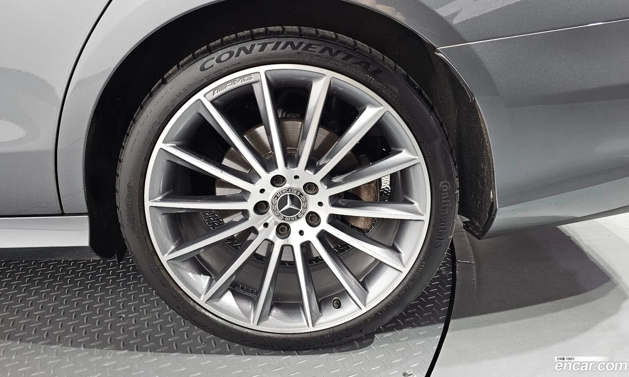 Mercedes E-Class W213 E350 4Matic Amg Line - фотография 12566263