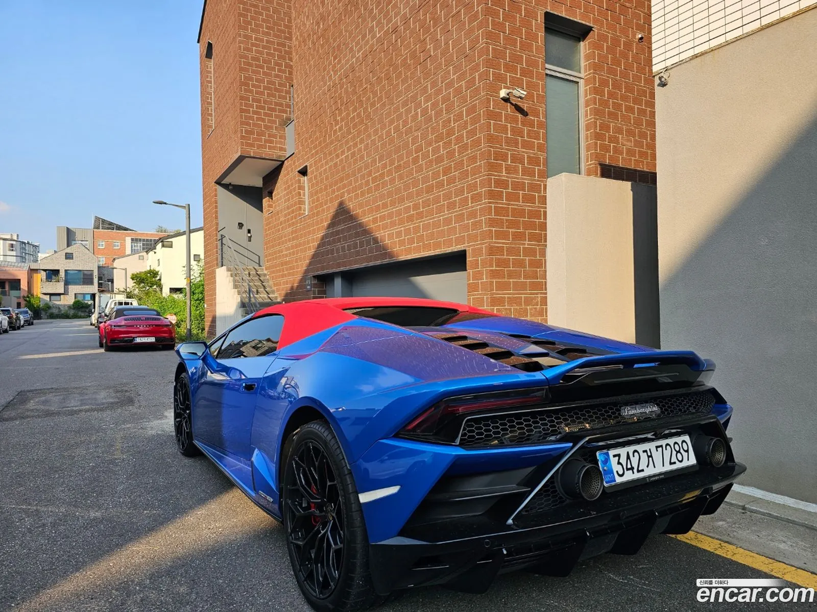 Lamborghini Huracan Lp640-4 Evo Spyder - фотография 3721622