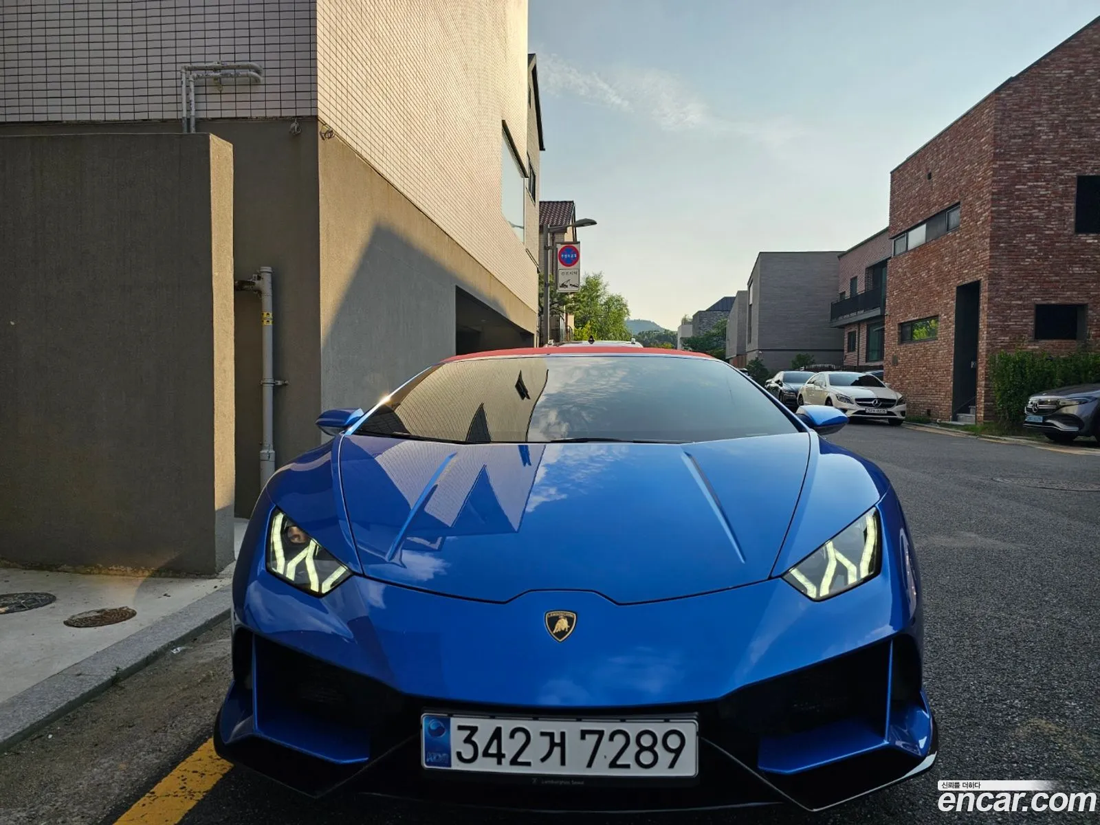 Lamborghini Huracan Lp640-4 Evo Spyder - фотография 3721623