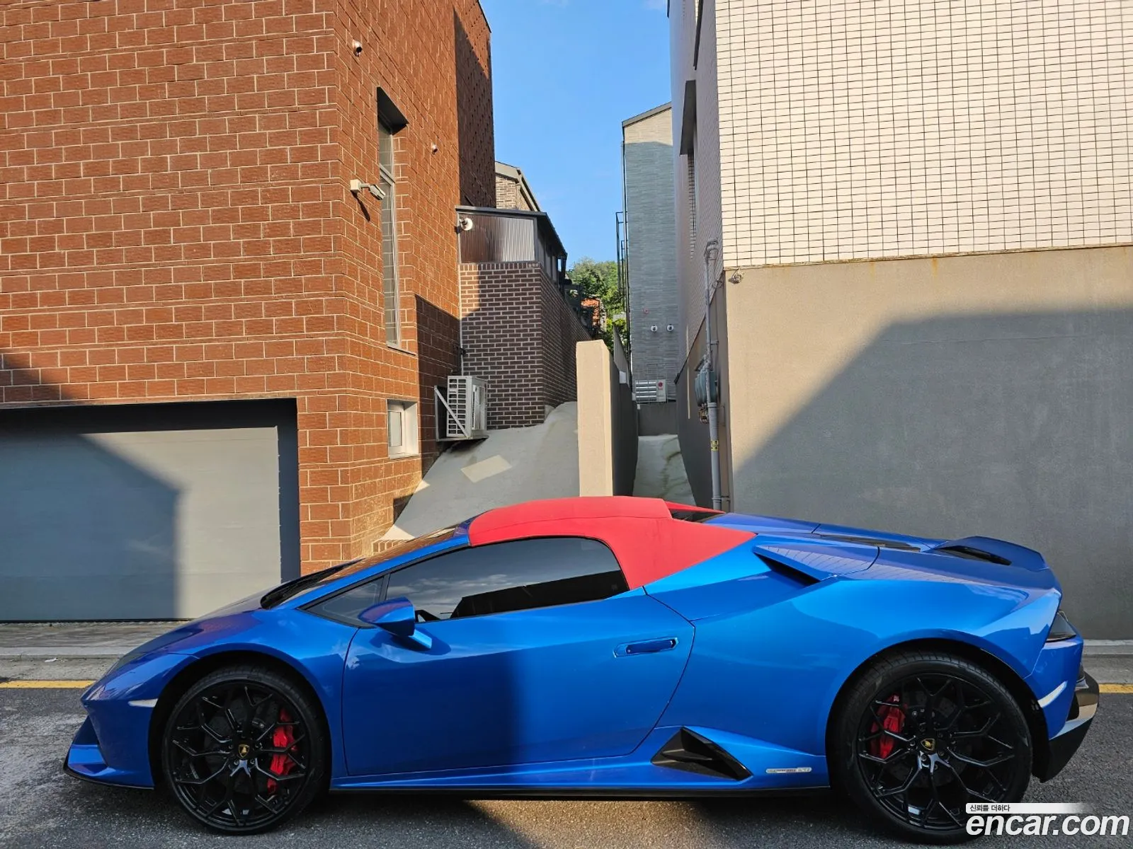 Lamborghini Huracan Lp640-4 Evo Spyder - фотография 3721625