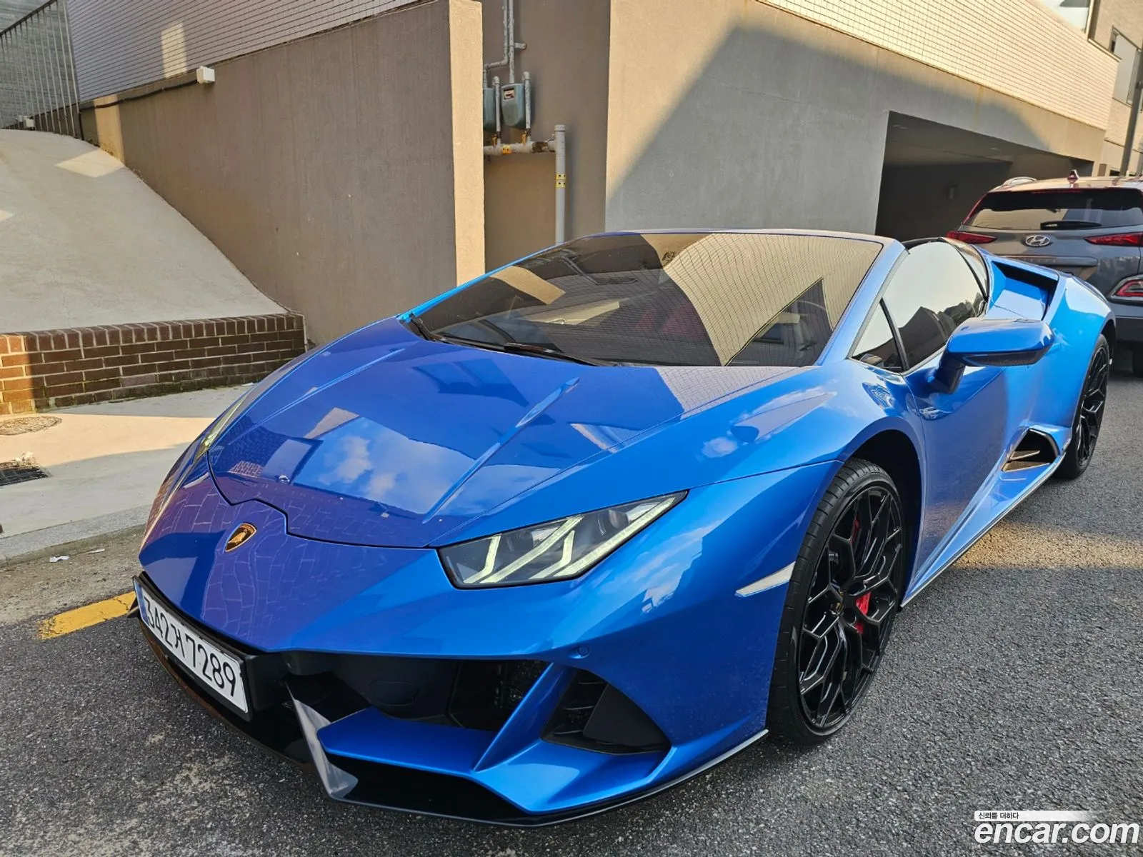 Lamborghini Huracan Lp640-4 Evo Spyder - фотография 3721626