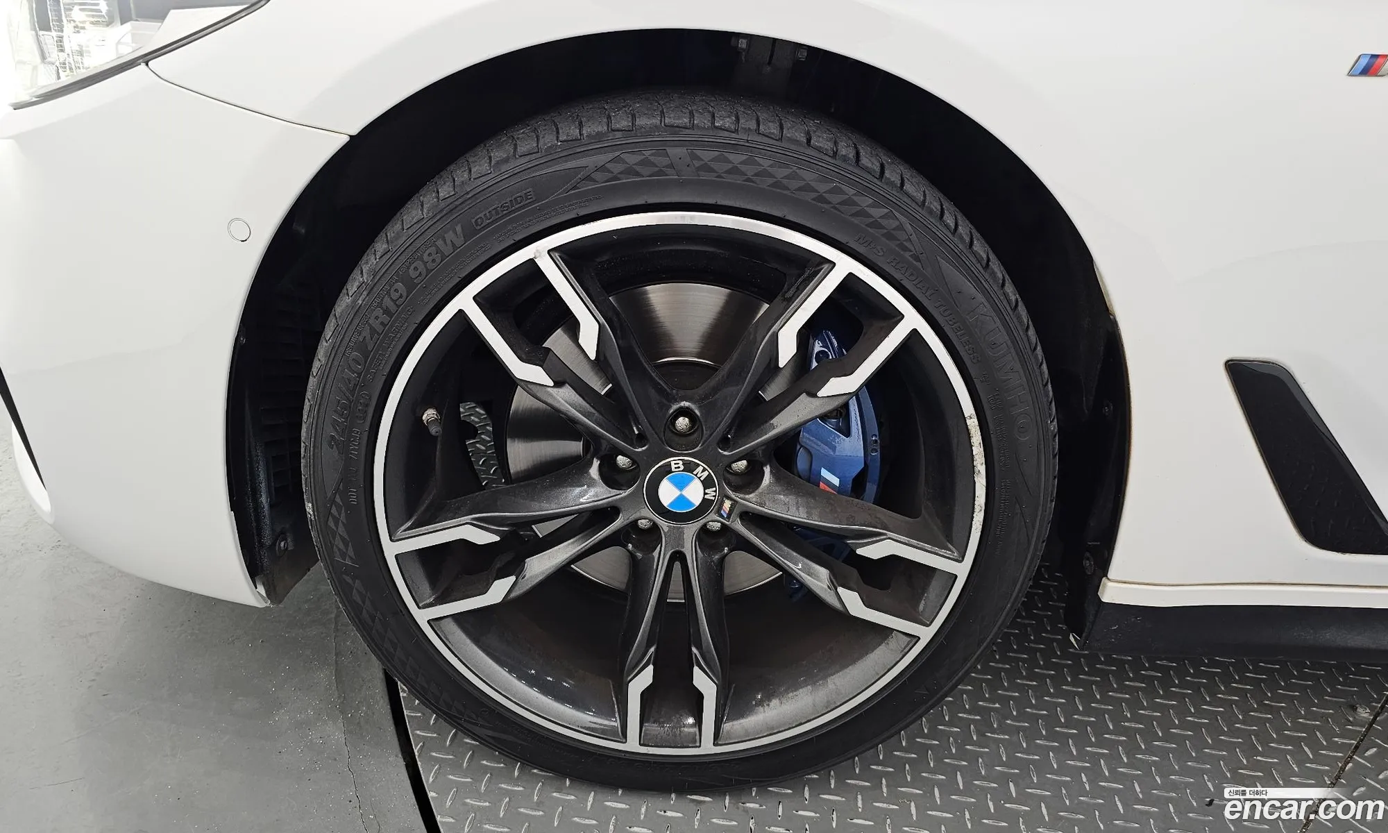 BMW 5 Series G30 530I xDrive M Sport Plus - фотография 2399564