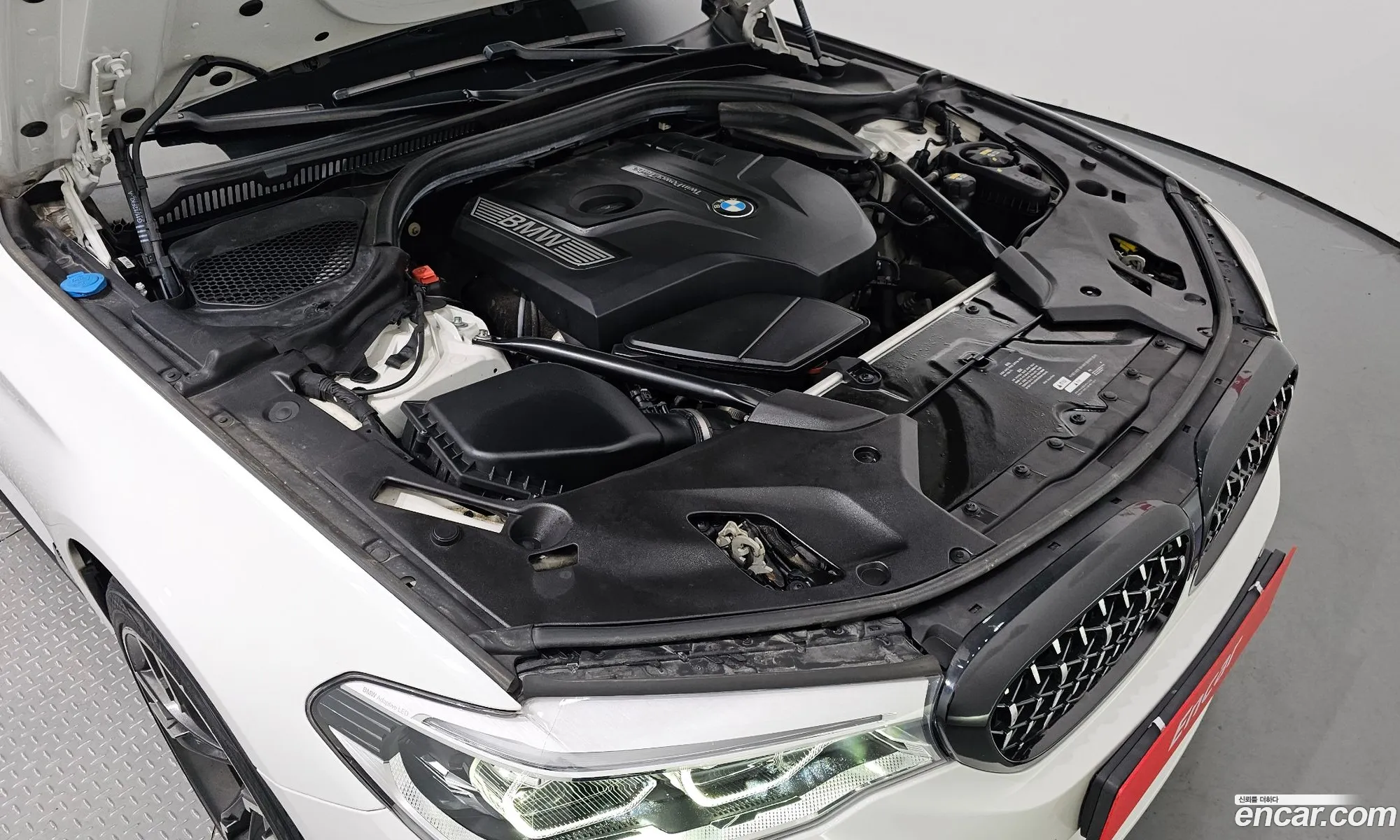 BMW 5 Series G30 530I xDrive M Sport Plus - фотография 2399565