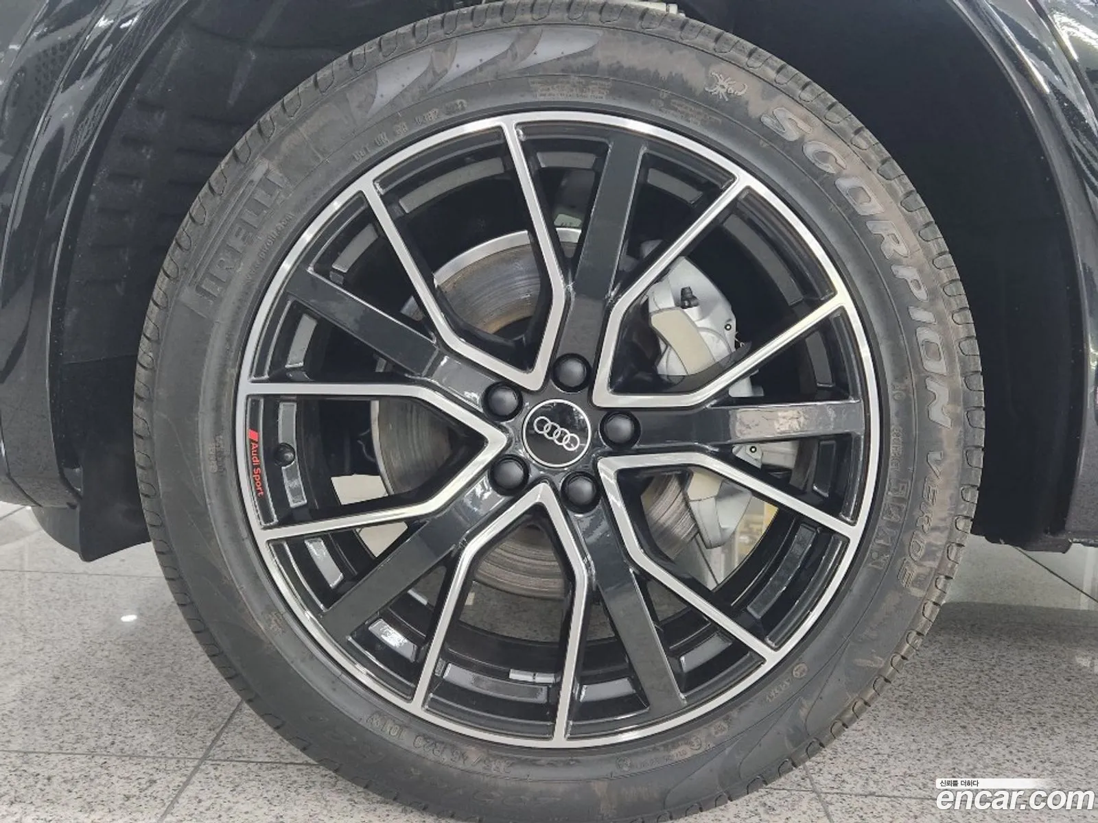 Audi Q5 Fy 40 Tdi Quattro Premium Sportback - фотография 12616291