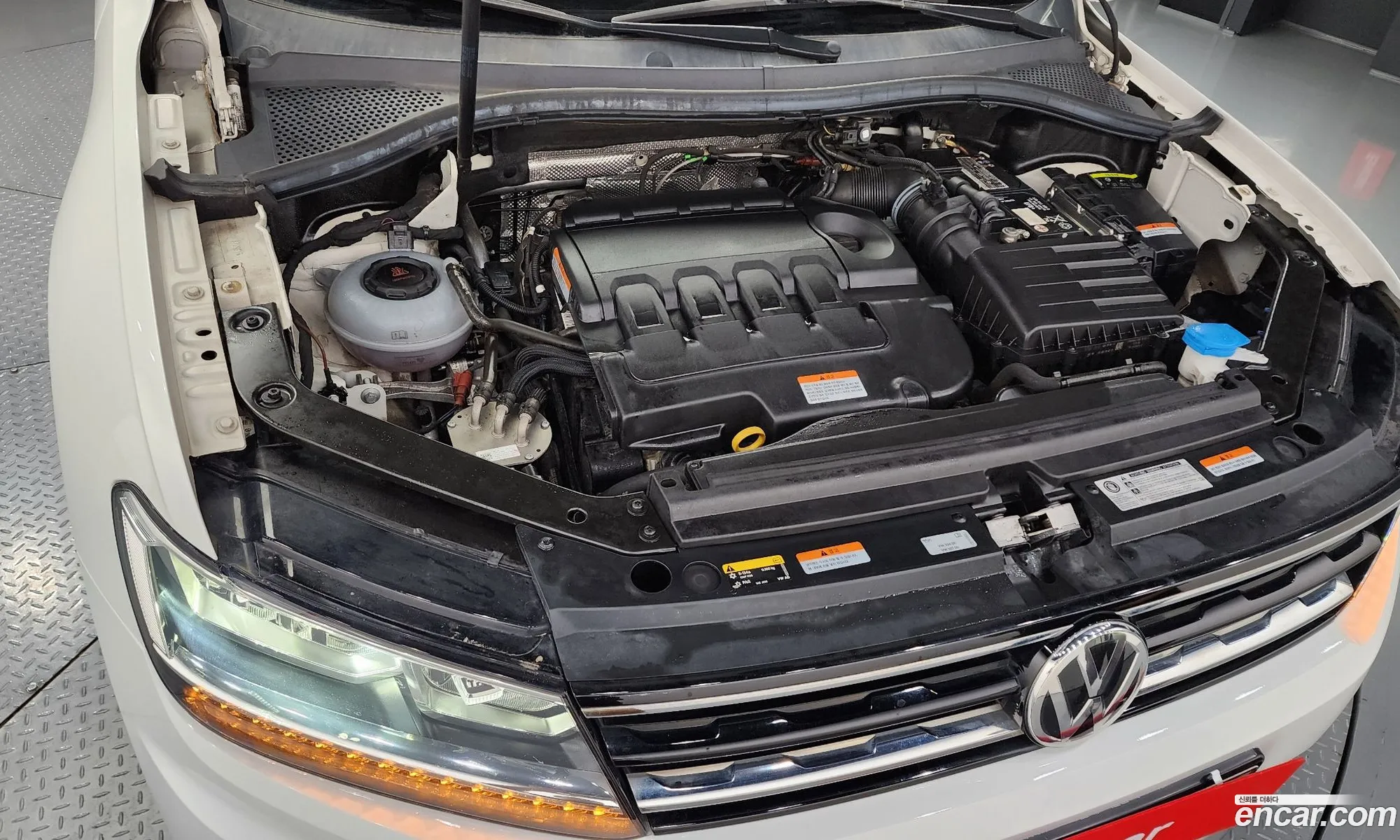 Volkswagen Tiguan 2Nd Generation 20 Tdi Premium - фотография 12702640