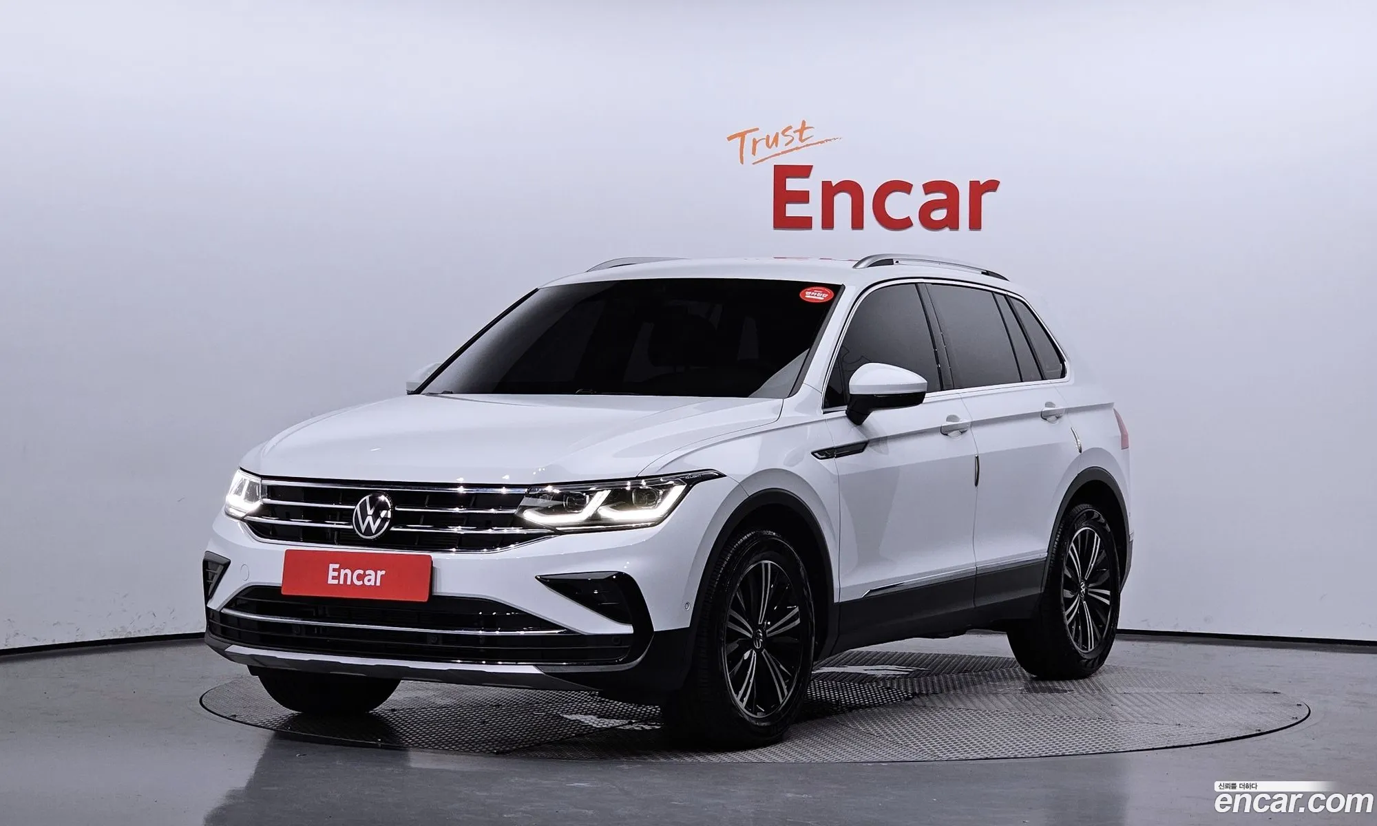 Volkswagen Tiguan 2Nd Generation 20 Tdi Premium - фотография 12702623