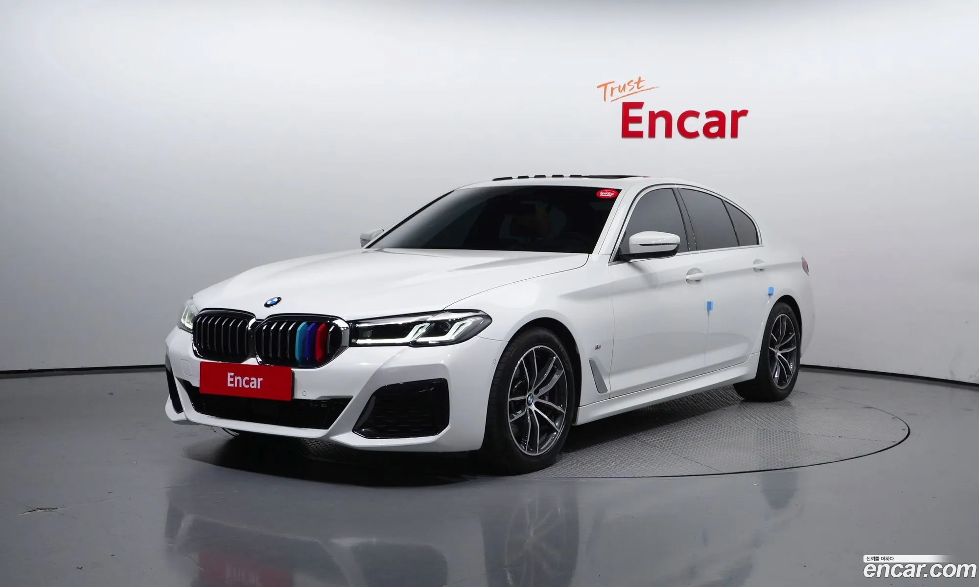 BMW 5 Series G30 520I M Sports - фотография 103050