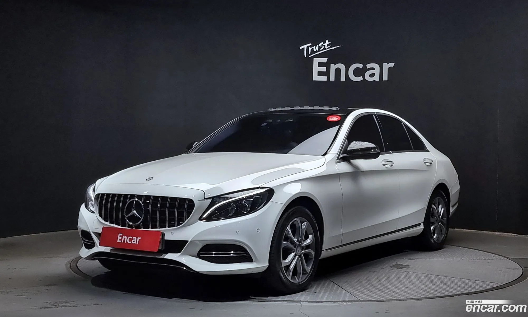 Mercedes C-Class W205 C220 Bluetech Avantgarde - фотография 12566247