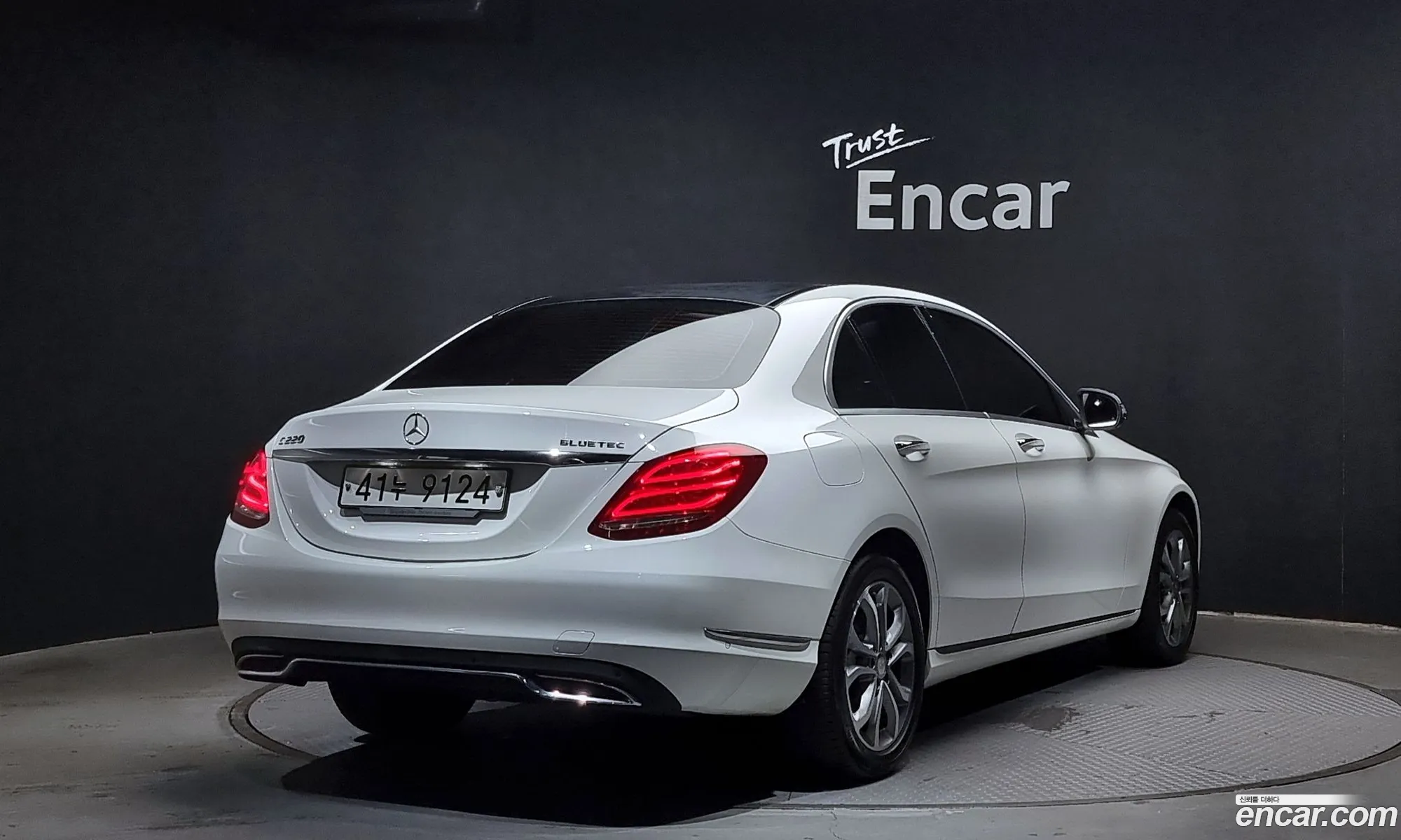Mercedes C-Class W205 C220 Bluetech Avantgarde - фотография 12566248