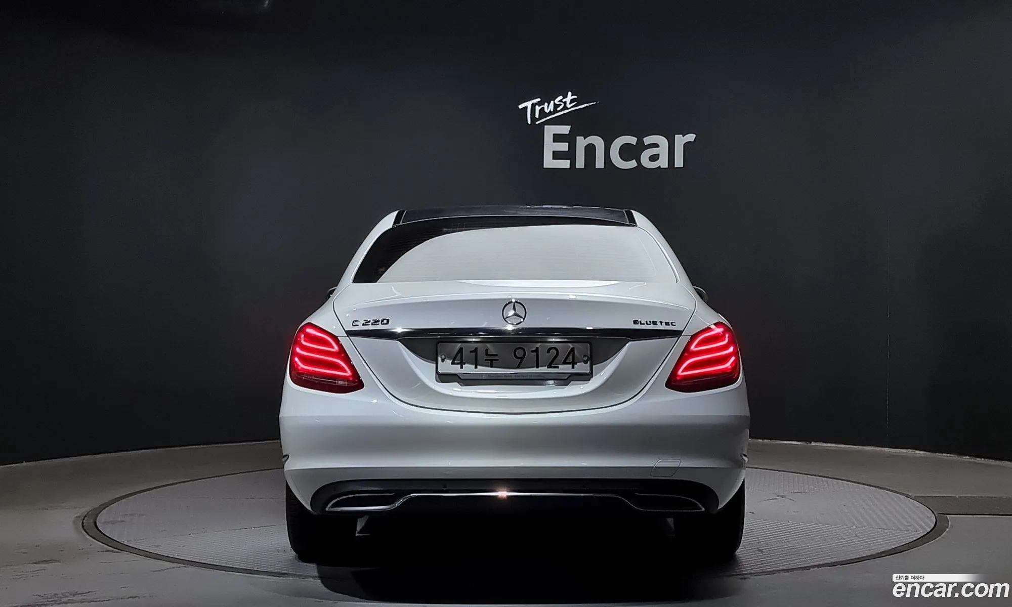 Mercedes C-Class W205 C220 Bluetech Avantgarde - фотография 12566250